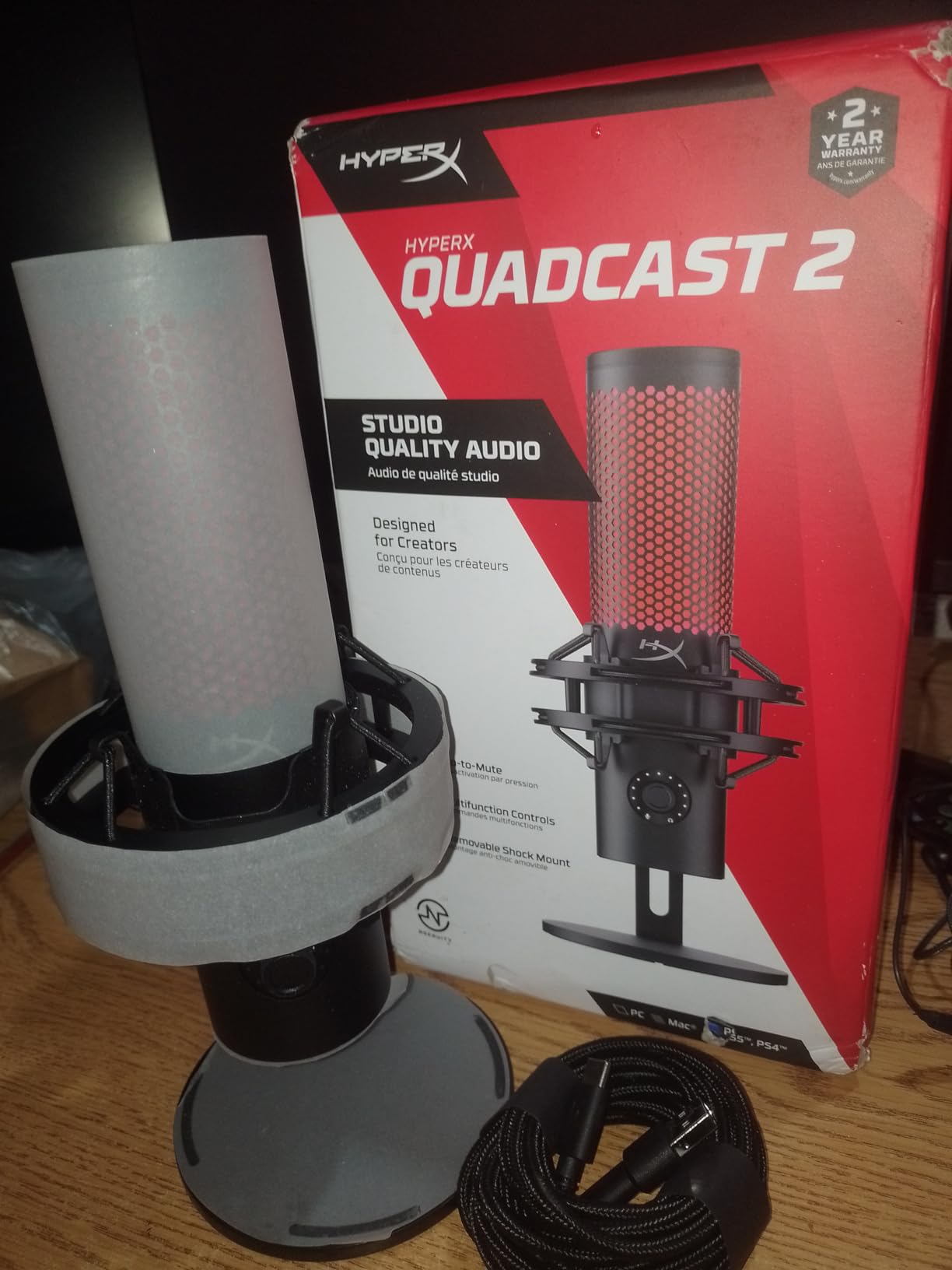 HyperX QuadCast 2 – USB Microphone for Gaming, Streaming and Podcasting, with On-Board Controls, LED Lighting, Removable Shock Mount, PC, Mac, PS5, PS4, USB-C - Black customer photo 1