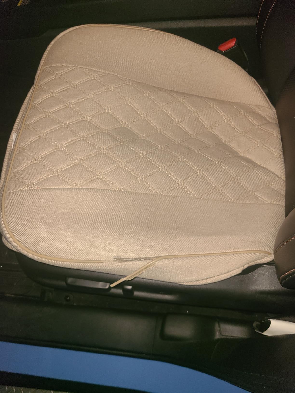 West Llama Linen Front Car Seat Cover Protector Anti-Slip Bottom Seat Cover Fits 95% of Vehicles, Wrapping Around The Bottom, Triangular Pattern (Gray-2Pcs) customer photo 1