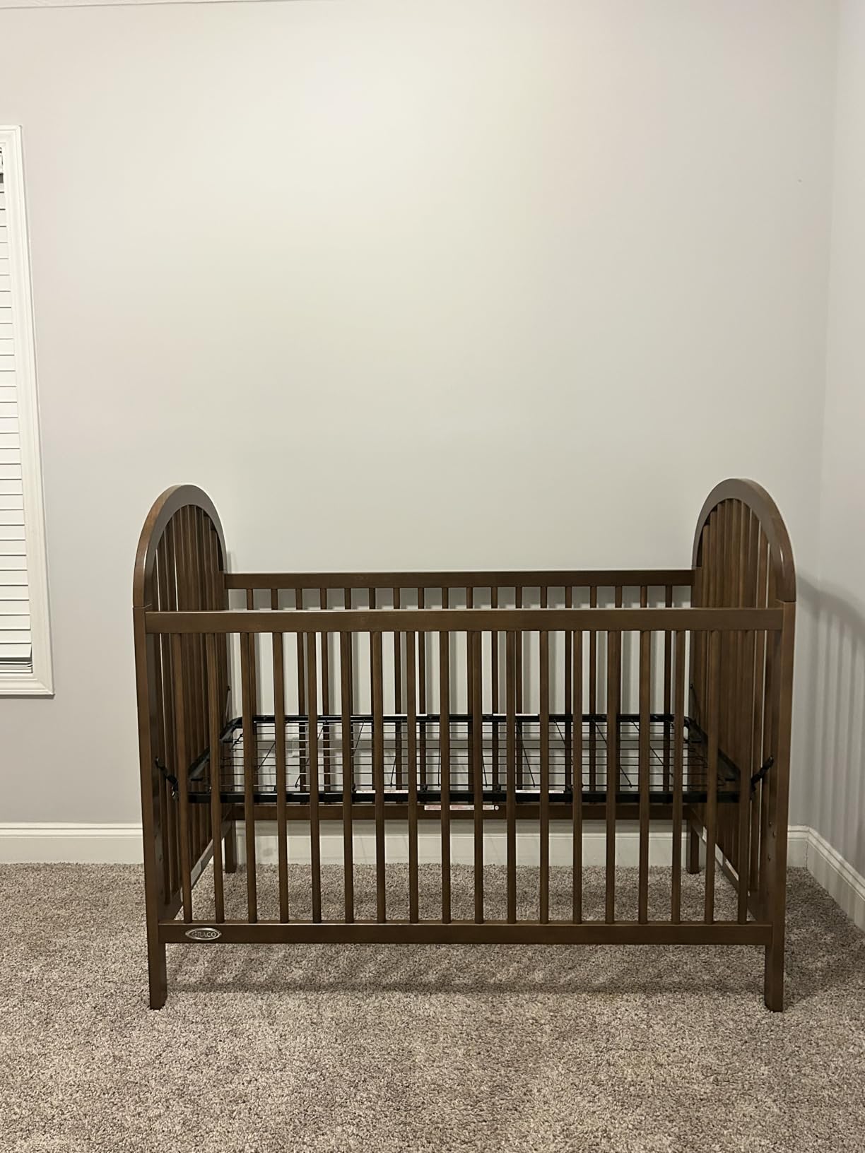 Graco Olivia 3-in-1 Convertible Crib, Hazelnut | GREENGUARD Gold Certified, Solid Wood customer photo 1