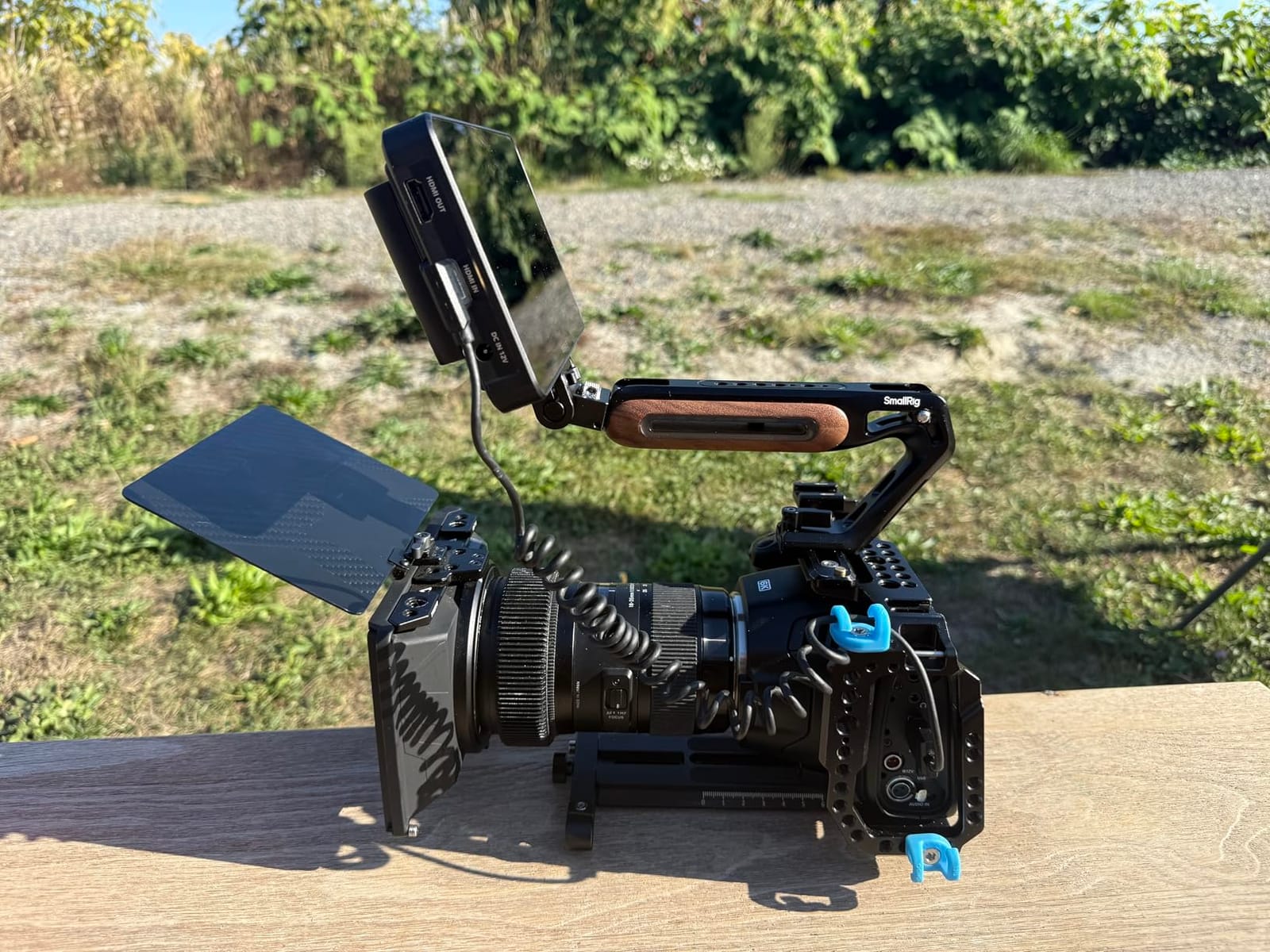 NEEWER F700 7
