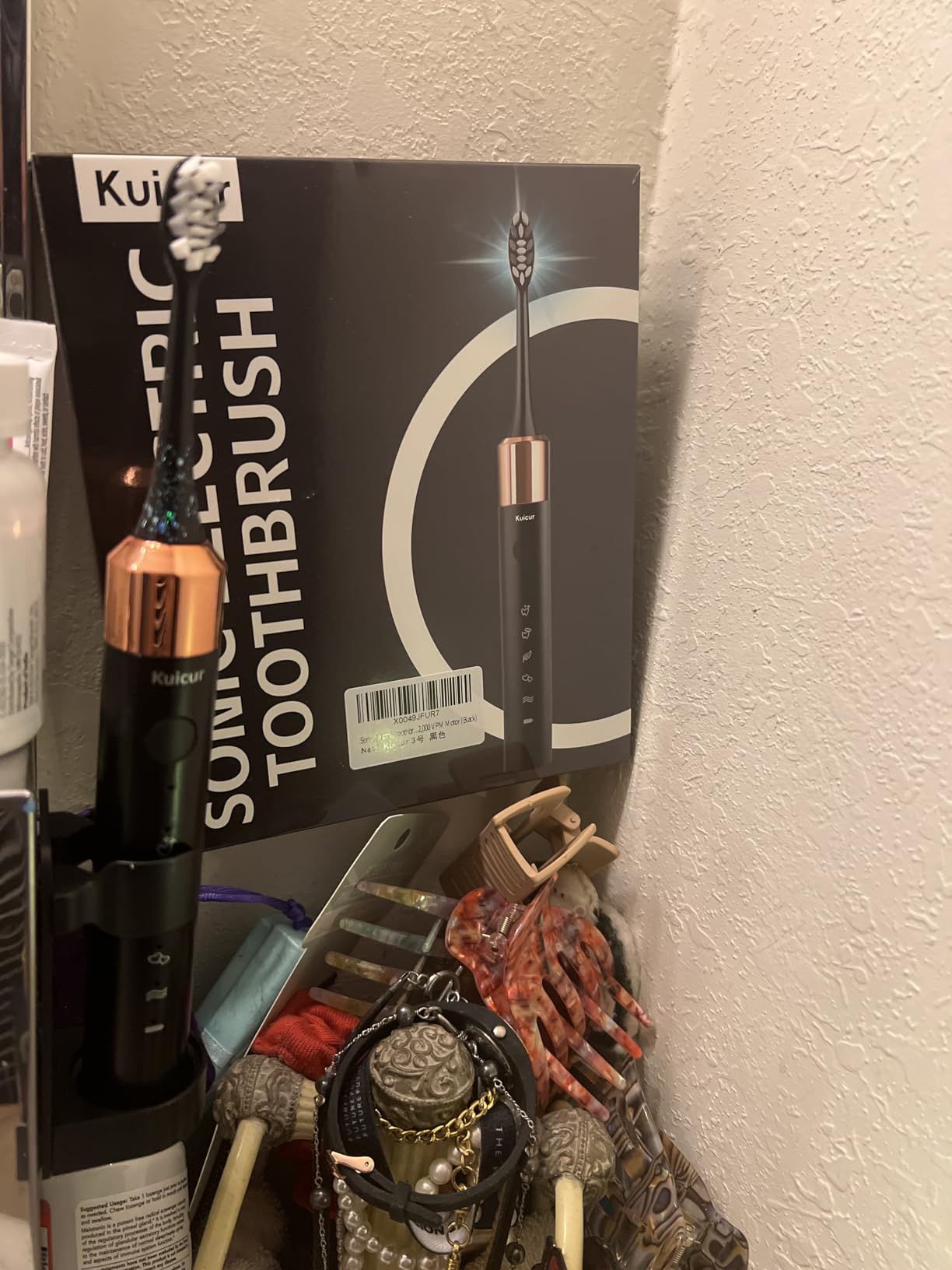 Kuicur Sonic Electric Toothbrush for Adults and Kids, Comes with 10 Brush Heads & Travel Case, 5 Modes with 2 Minutes Built in Smart Timer, One Charge for 90 Days, 42,000 VPM Motor (Blue and White) customer photo 1