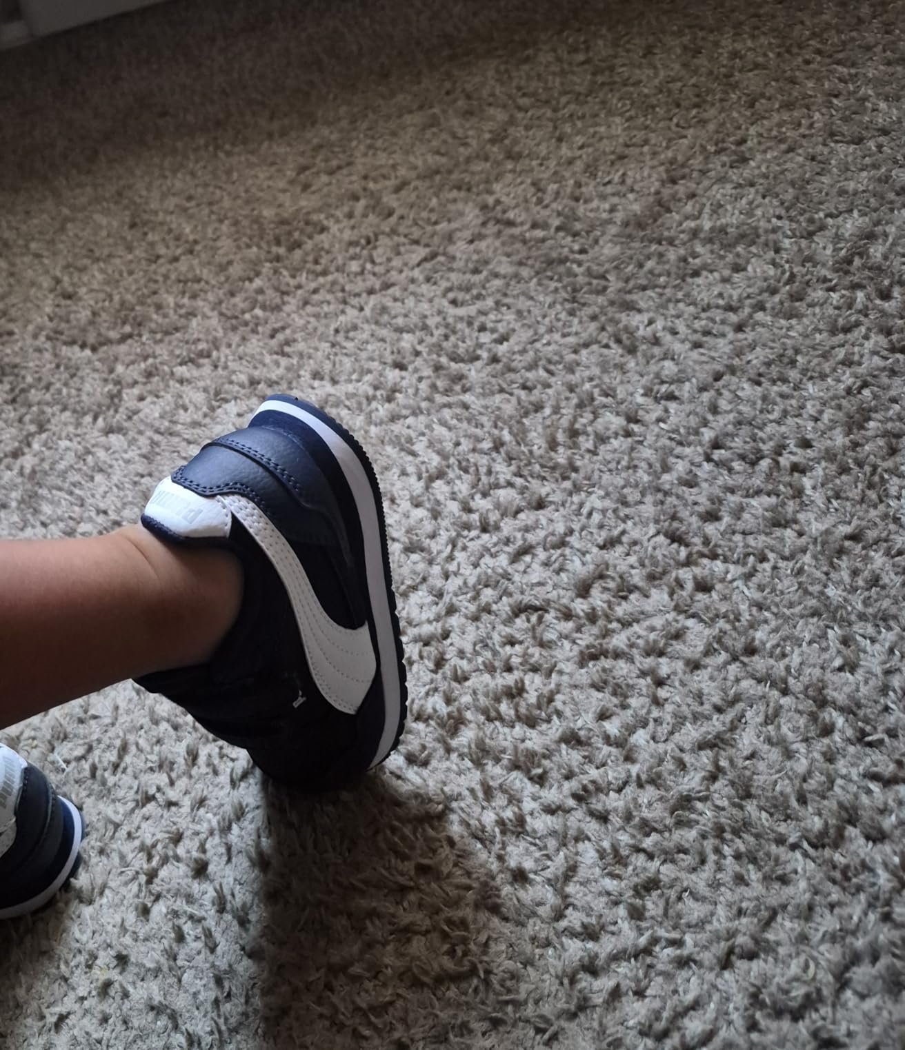 Puma Unisex-Child St Runner Hook and Loop customer photo 2