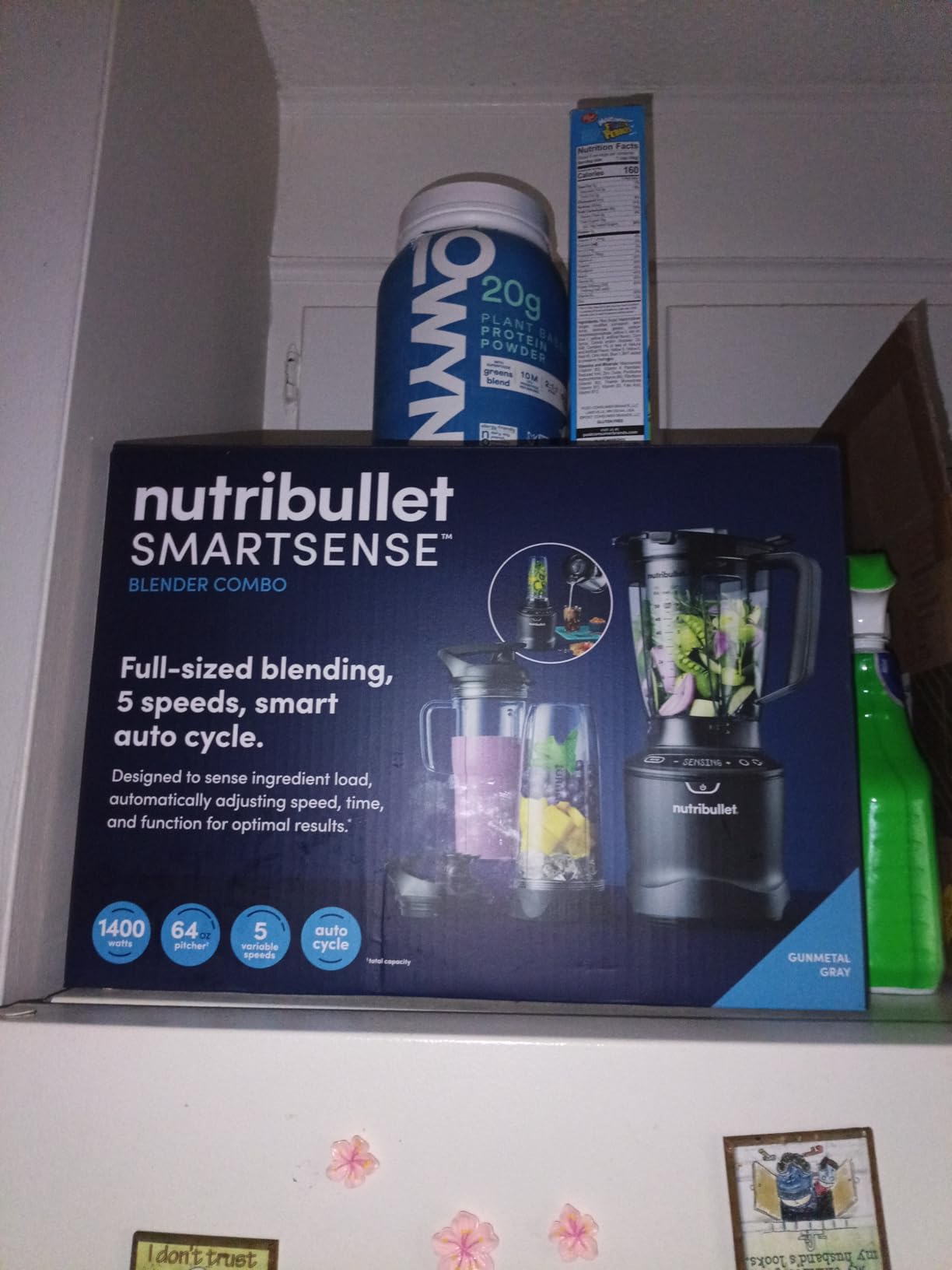 nutribullet SmartSense Blender Combo, 1400W, 64oz Pitcher, 32oz & 24oz Cups, 5-Speed, Smoothies, Ice and Frozen Fruit, Nut Milk, Soup, Matte White, NBF50700AW customer photo 1
