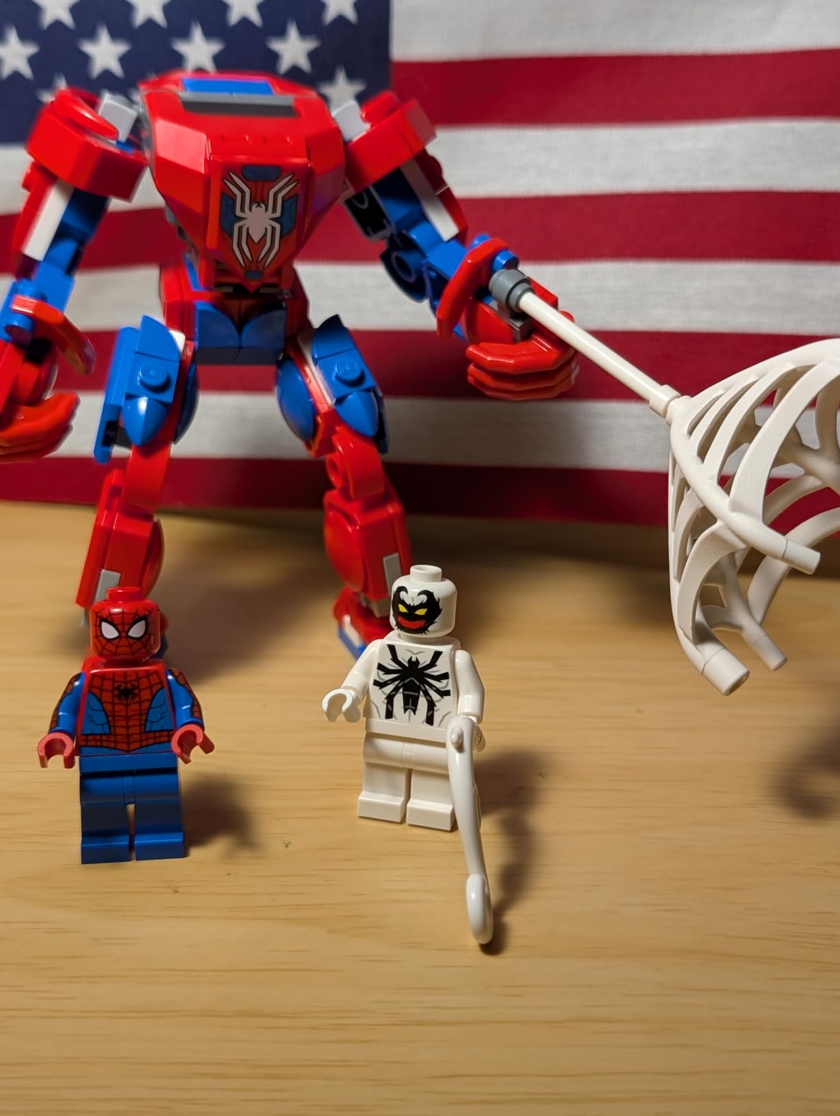 LEGO Marvel Spider-Man Mech vs. Anti-Venom Building Toy Set - Spider-Man Toy for Kids, Boys and Girls, Ages 6+ customer photo 2