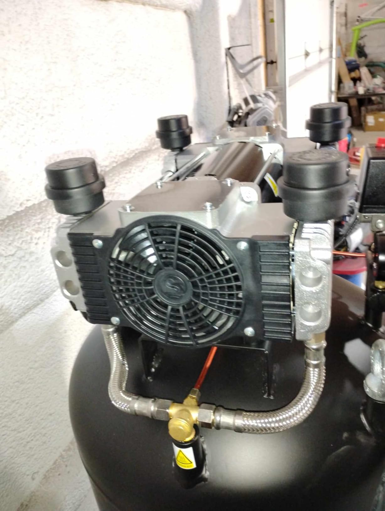 VEVOR 80 Gallon Air Compressor, 145PSI Oil Free Stationary Compressor Tank, 6.5HP 15.5SCFM@90 PSI, Quiet Compressor for Industrial Manufacturing, Workshops (220V/60Hz Single-Phase Power) customer photo 1