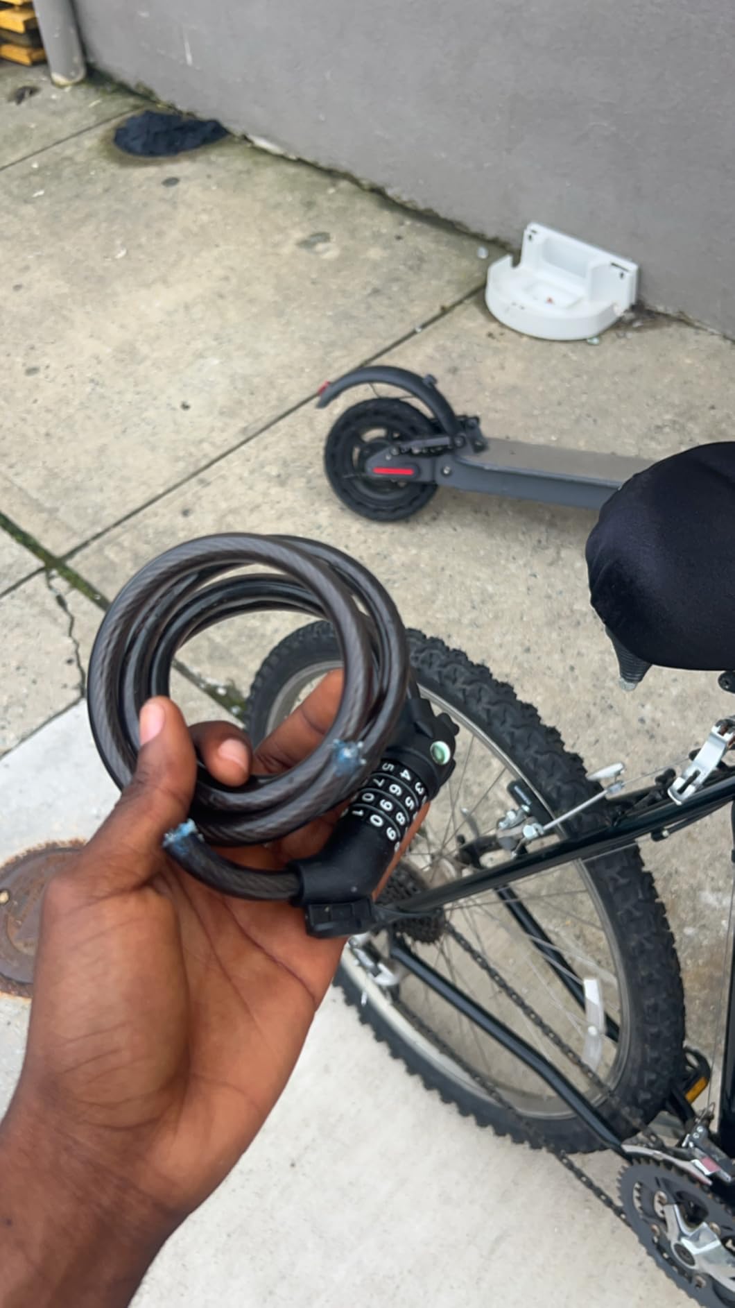 Bike Cable Lock, 3.9 FT, 4-Digit Resettable Code, Anti-Theft, Blue customer photo 1