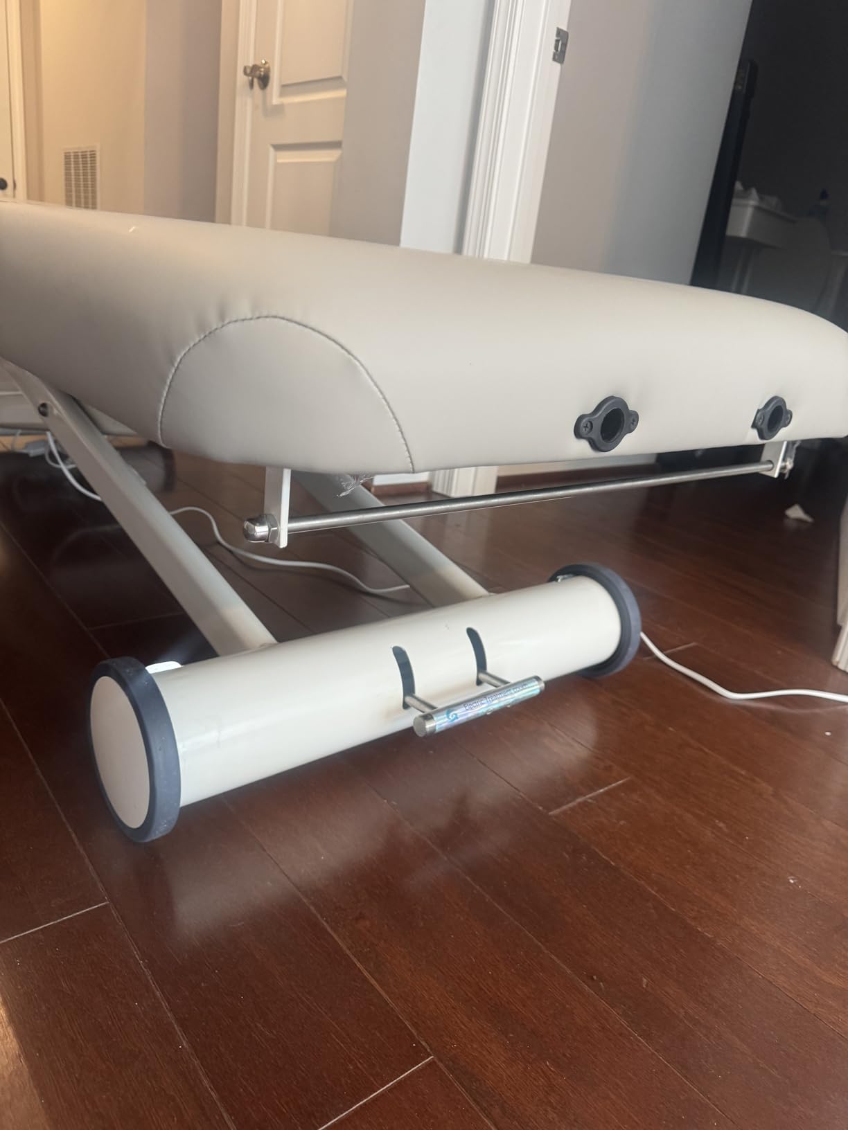 Dual Motor Electric Massage Table with Locking Casters - Professional Height & Backrest Adjustable Treatment Table, Ultra-Stable Frame, 2-Layer Medical Foam, Easy Mobility for Clinic & Spa customer photo 1
