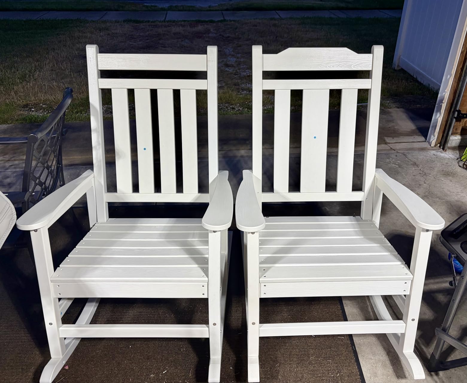SERWALL HDPE Oversized Outdoor Rocking Chair, Patio Rocking Chair, White customer photo 1