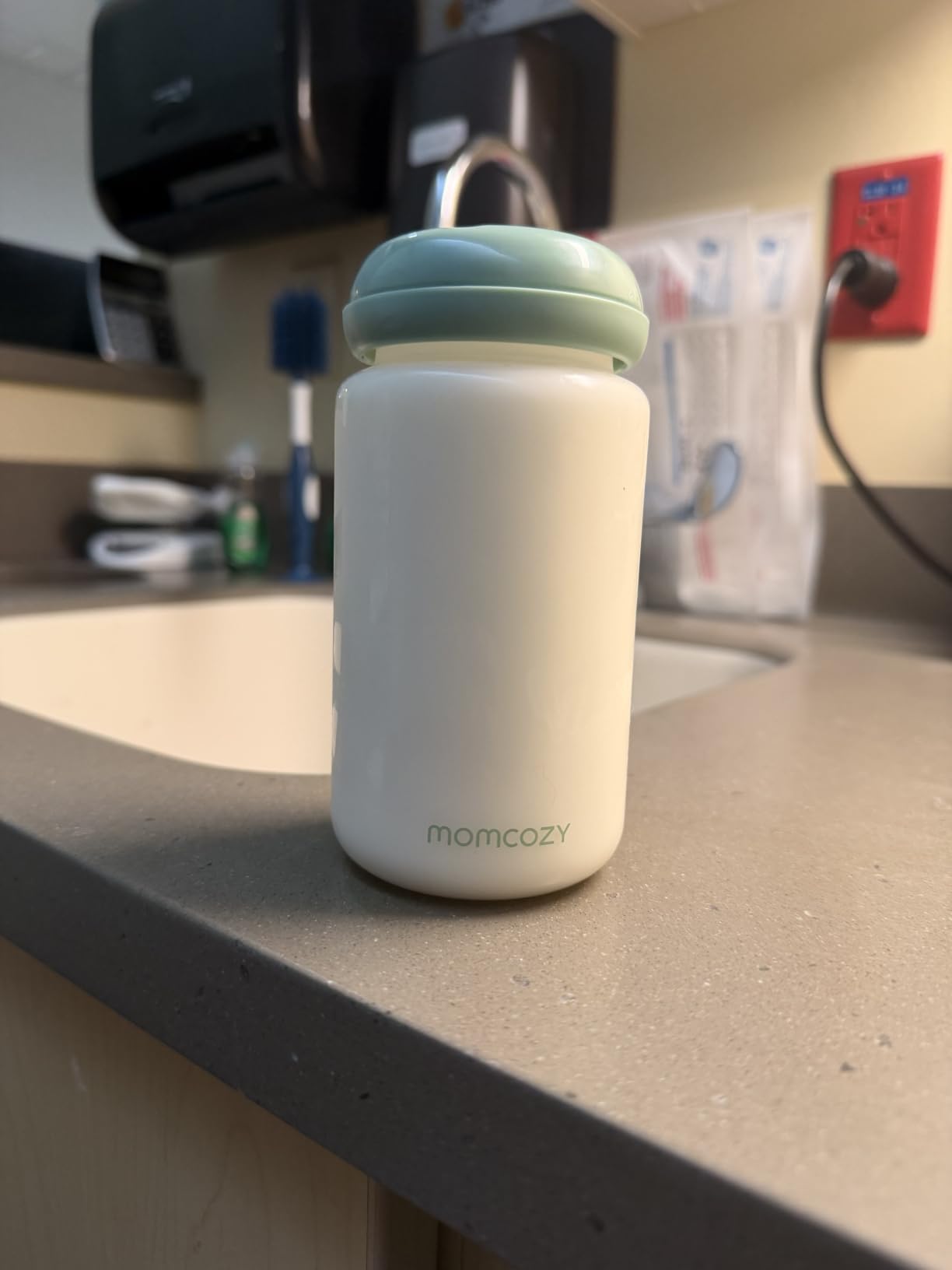 Momcozy Natural Baby Bottles, Wide-Neck, BPA Free Breast Milk Container customer photo 2