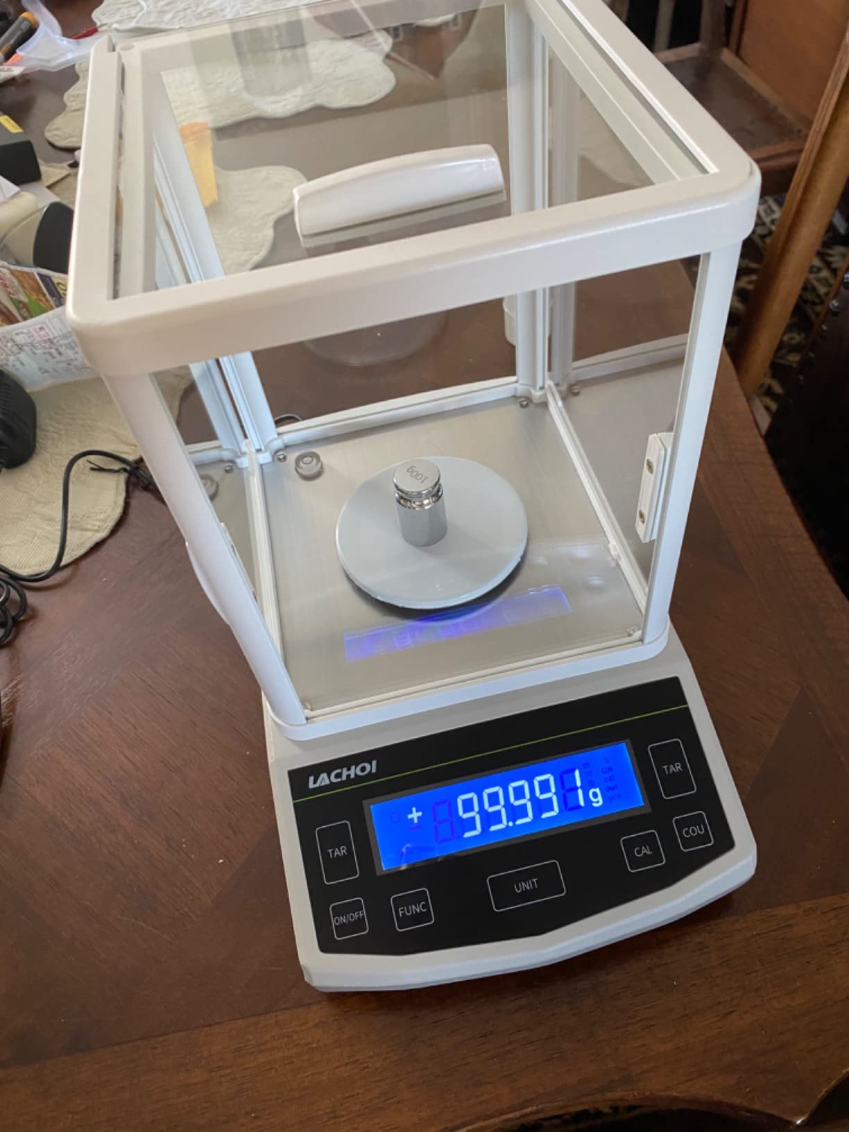 Analytical Balance 0.0001g 120g Precision Lab Scale 0.1mg Accuracy | 0.1mg*120g with Calibration Weight High Precision Jewelry Scale LCD Display Digital Scale 0.0001g with windshield customer photo 1