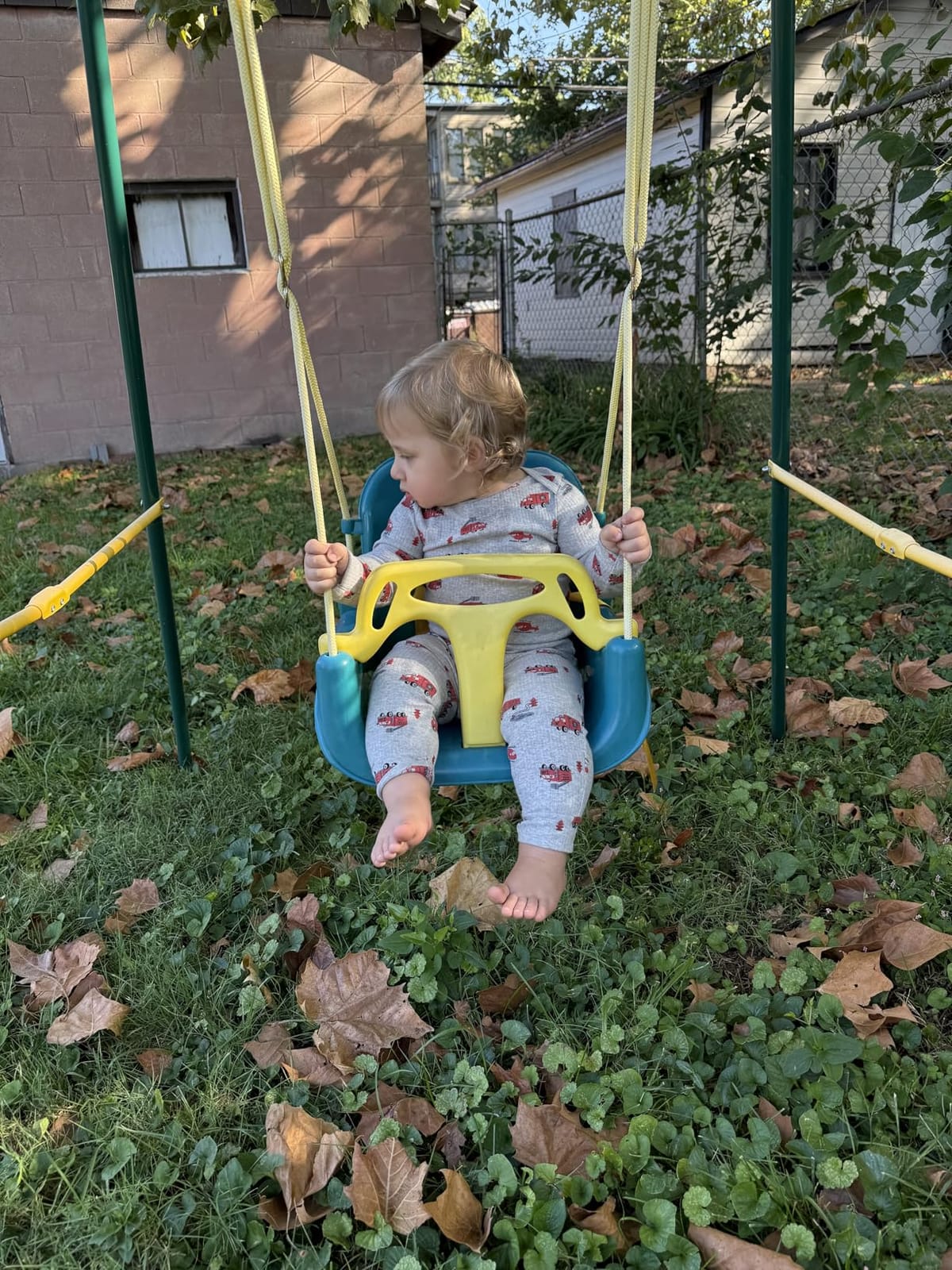 FUNLIO 3‑in‑1 Toddler Swing Set, Foldable Metal Stand with 4 Sandbags,Green customer photo 2