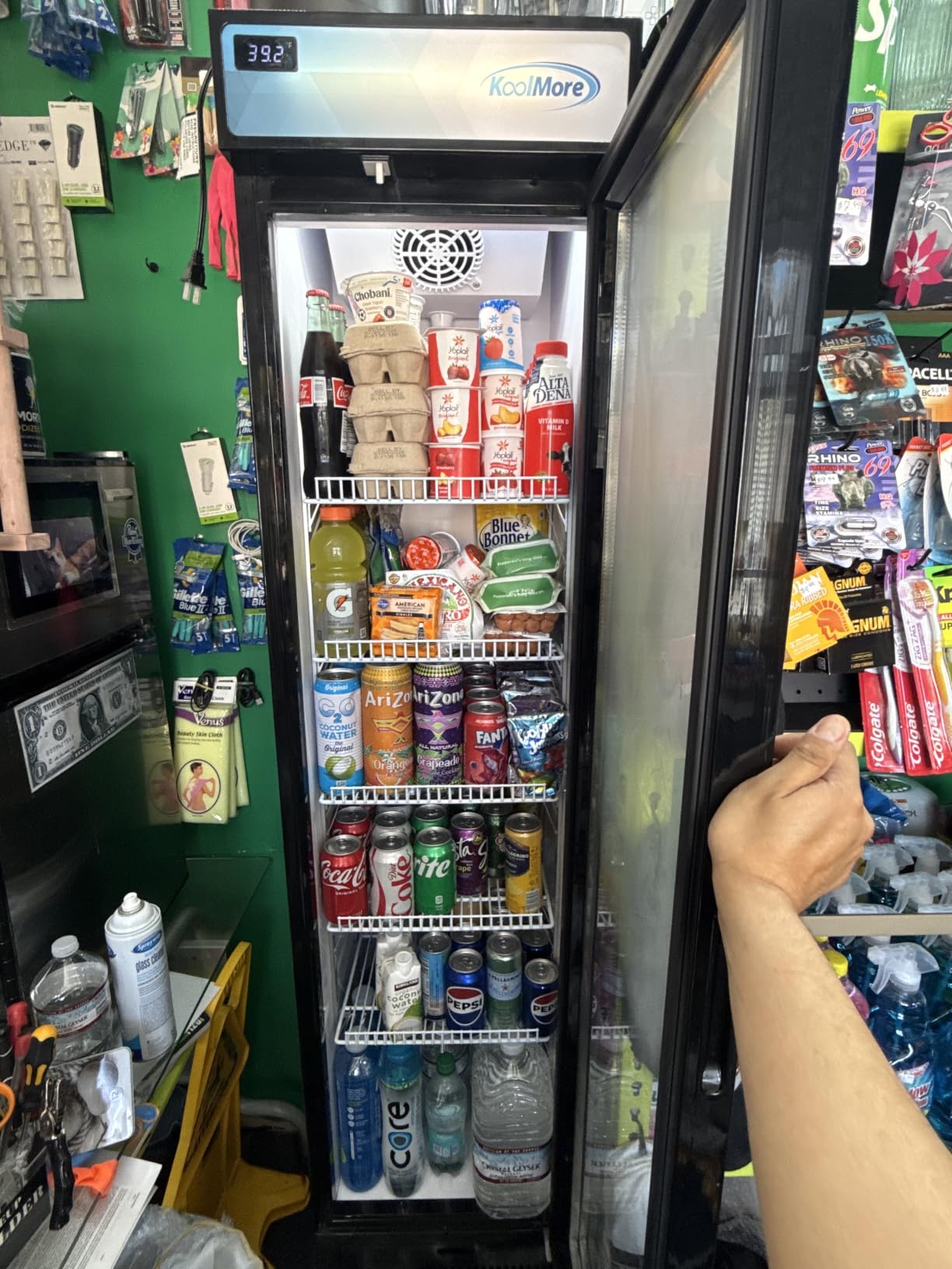 KoolMore 17 in. Slim Commercial Merchandiser Display Refrigerator 7 Cu. Ft. in Black, ETL Listed (KM-MDR-17S) customer photo 2