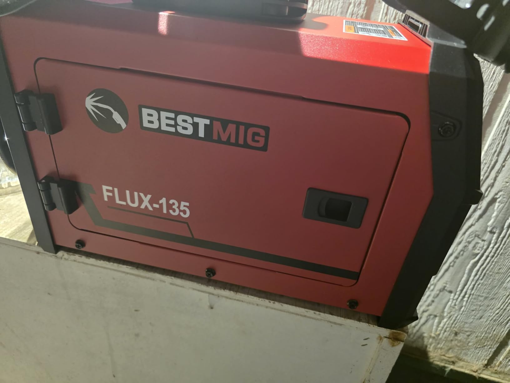 BESTMIG 135A MIG Welder - 3-in-1 Flux Core Welder, MIG/Lift TIG/Stick Welding Machine - Portable IGBT Inverter - 110V with Welding Helmets and Gloves (Red Black, MIG 135A Welder) customer photo 2
