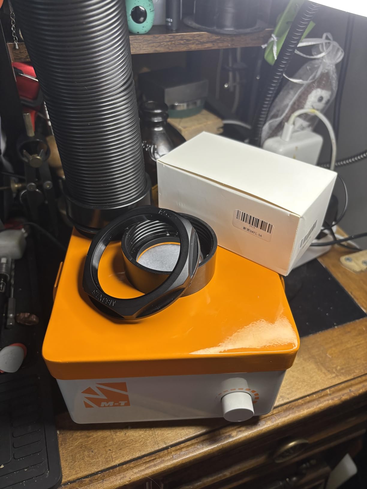 M-T Solder Fume Extractor, 80W 168m³/h Strong Suction Smoke Absorber with Carbon or HEPA Filter, 3-speed Adjustment for Soldering, Welding, 3D Printing customer photo 1