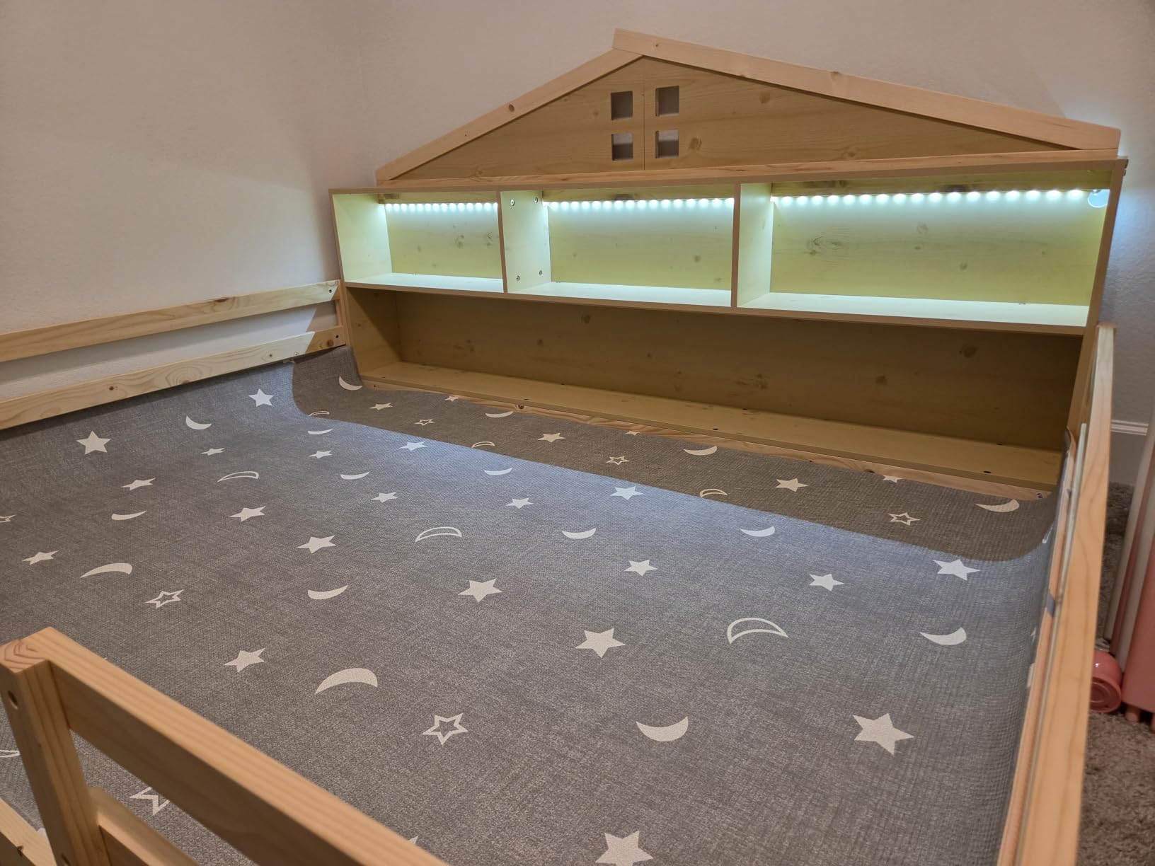 Giantex Full Size Floor Bed for Kids, Low Montessori Bed with Wood Slats & Safety Guardrails, Solid Wood Full Floor Beds with Fence and Door for Kids Boys Girls, Grey customer photo 2