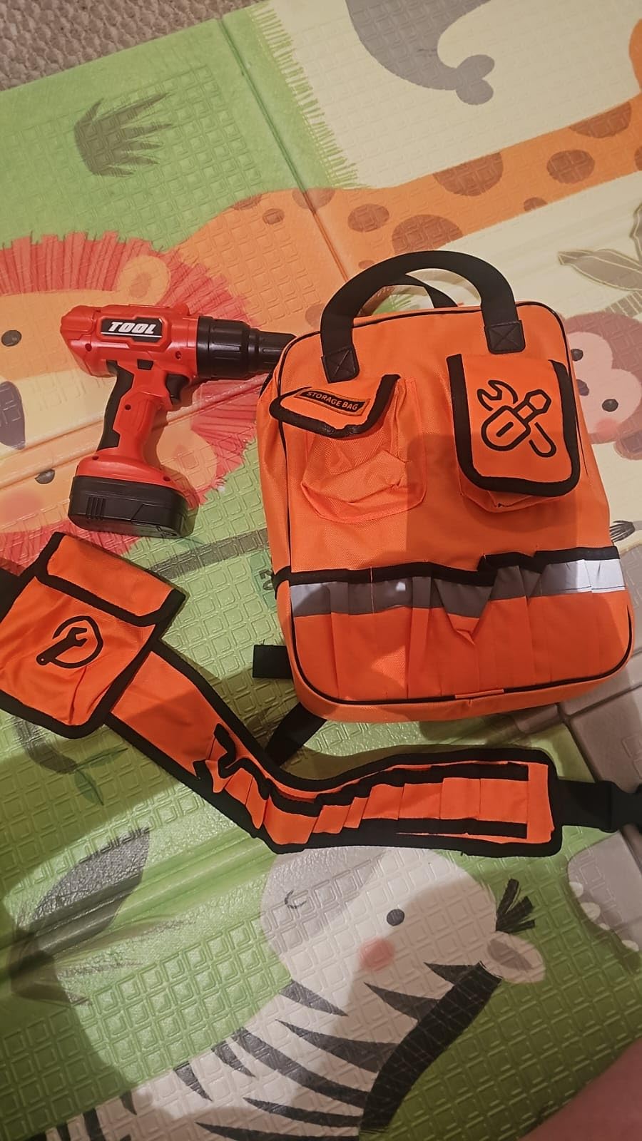 Eohemeral 36Pcs Kids Tool Set with Belt & Electronic Drill customer photo 1