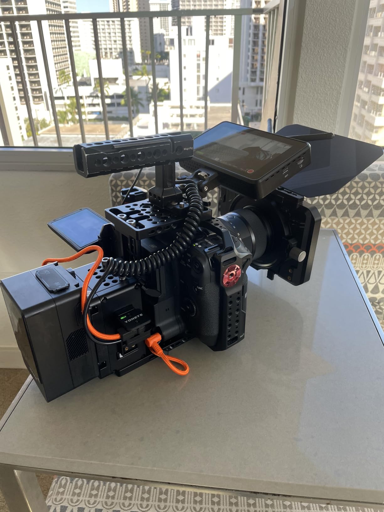 K&F CONCEPT Matte Box with Carbon Fiber Top Flag, with 5pcs Adapter Rings | DSLR Camera Matte Box with Carbon Fiber Top Flag, with 67/72/77/82/95mm Adapter Rings-FM702 customer photo 1