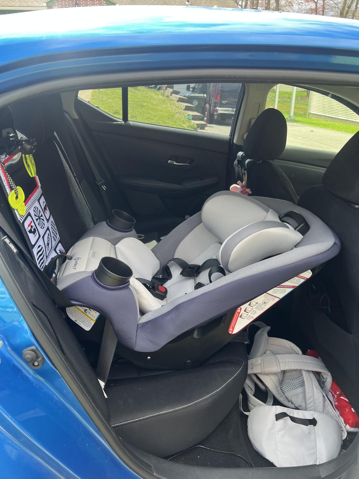 Safety 1st Ellaris 3-in-1 Convertible Car Seat, Slim Fit Design, Rear & Forward-Facing, 5-Position Headrest, Travel-Friendly with Machine-Washable Seat Pad, London Blue customer photo 1