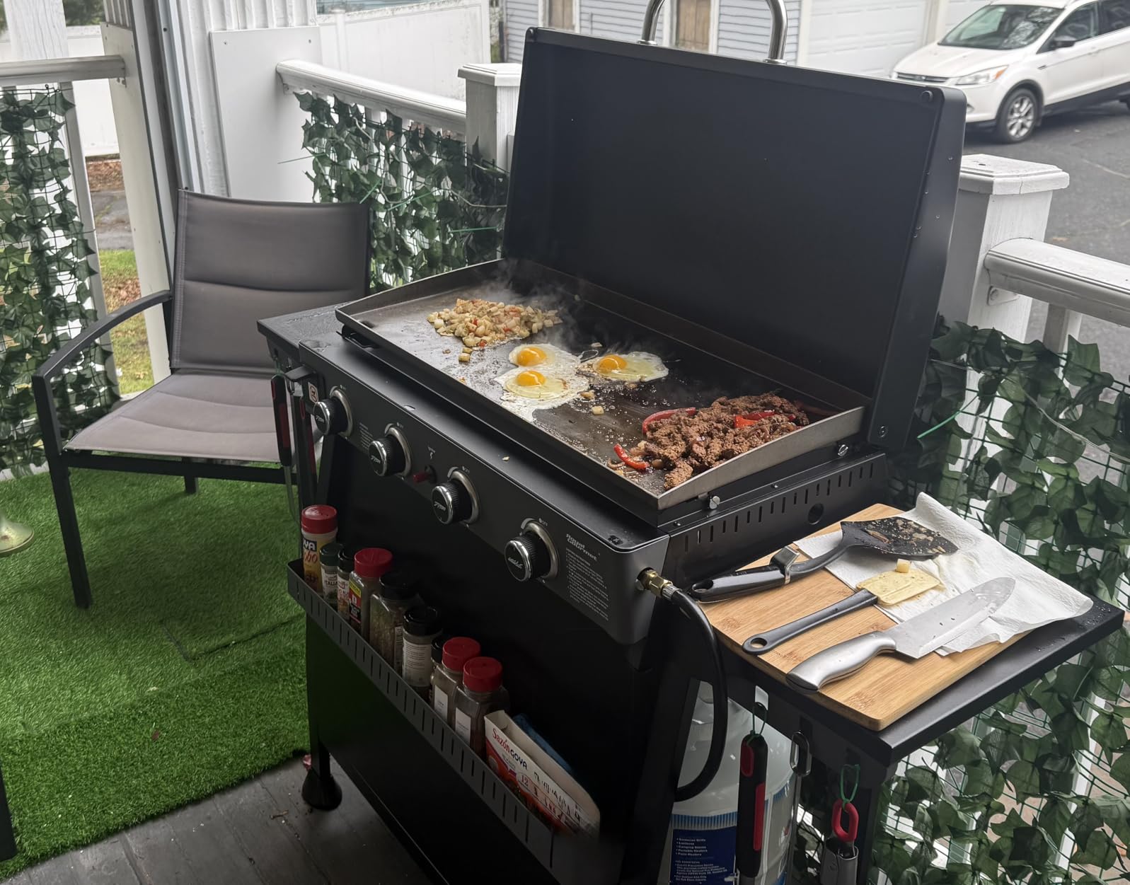 Royal Gourmet PD4001 4 Burner Propane Gas Griddle, Removable Standing Cart customer photo 1