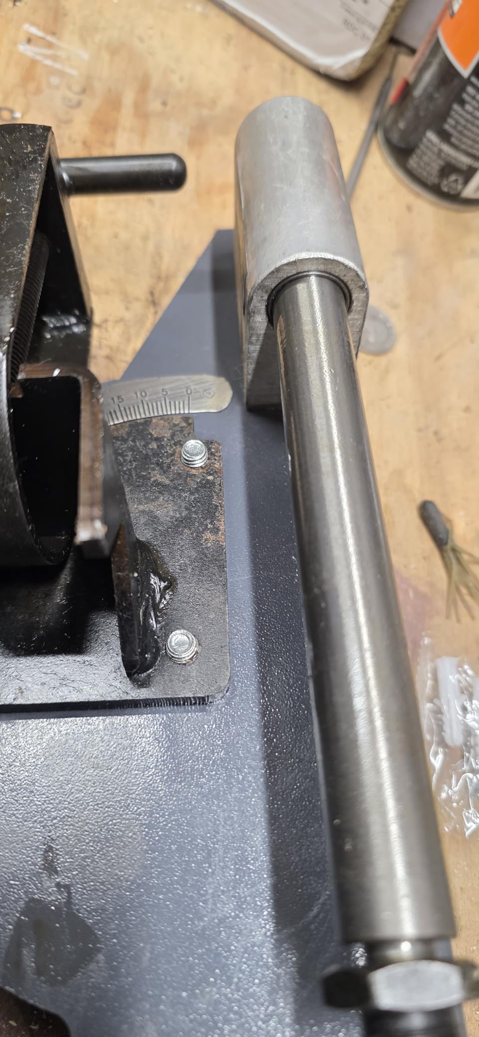 VEVOR Pipe Notcher, 1/2 to 2-inch Tubing Notcher with 0 to 60 degree Adjustable Angle customer photo 2