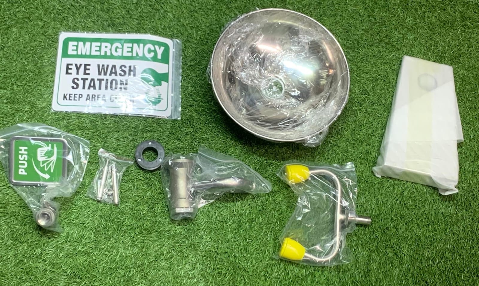 Combination Emergency Eye Wash Shower Station, Safety Eyewash Stations, 304 Stainless Steel Industrial & Commercial Grade with Emergency Sign, NPT Thread customer photo 2