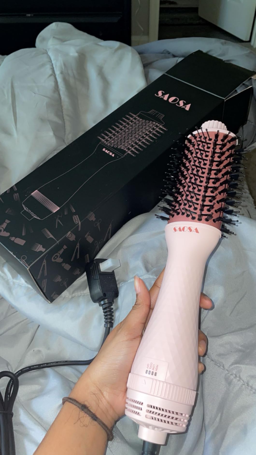SAOSA Hair Dryer Brush Blow Dryer Brush in One, 4-in-1 Professional Titanium Ionic Hot Air Brush & Volumizer with ALCI Safety Plug for Medium to Long Hair (Pink) customer photo 2