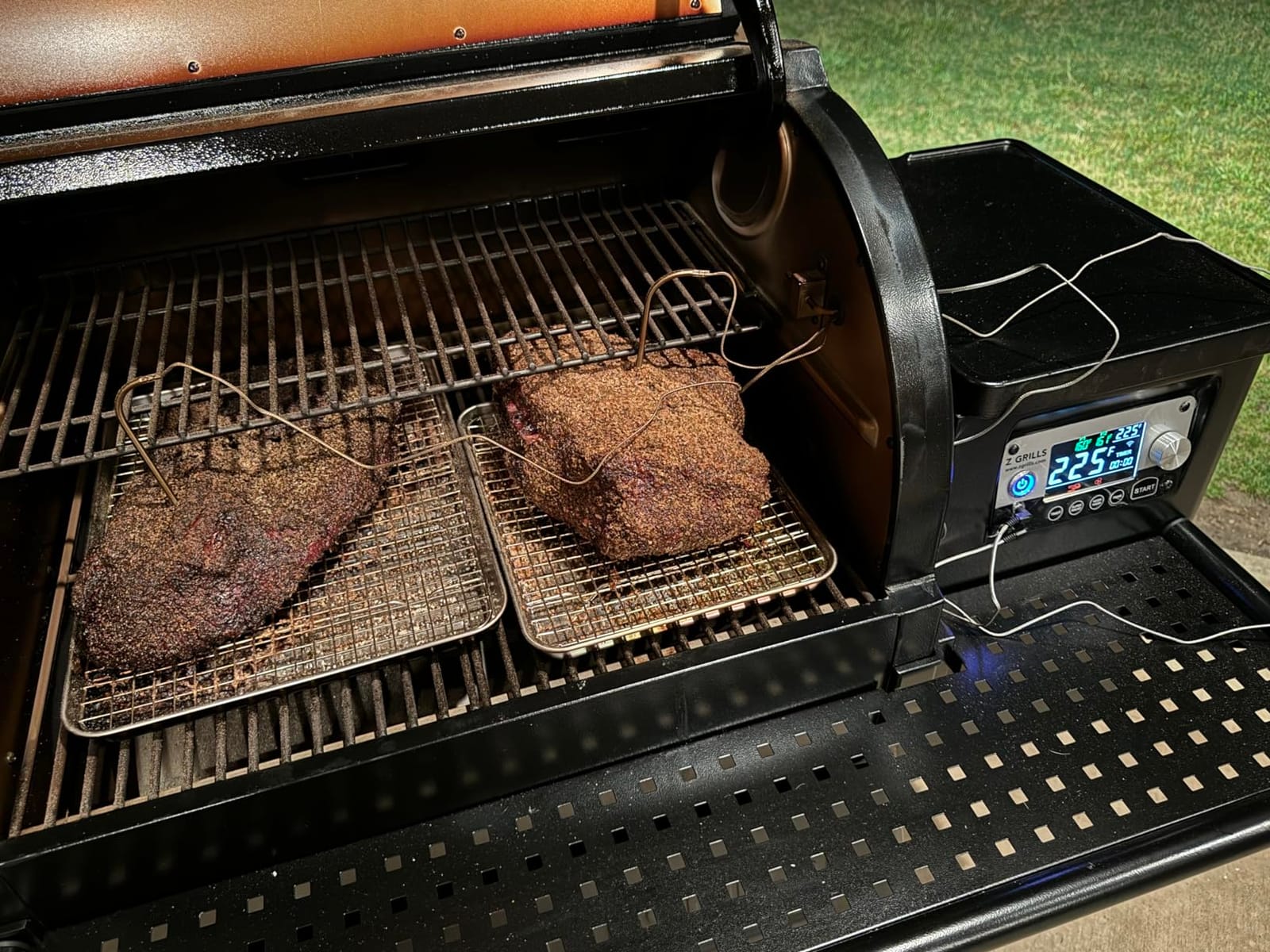 Z GRILLS Pellet Grill 572 Sq In Wood Pellet Smoker PID 3.0 Controller 600D2 customer photo 1