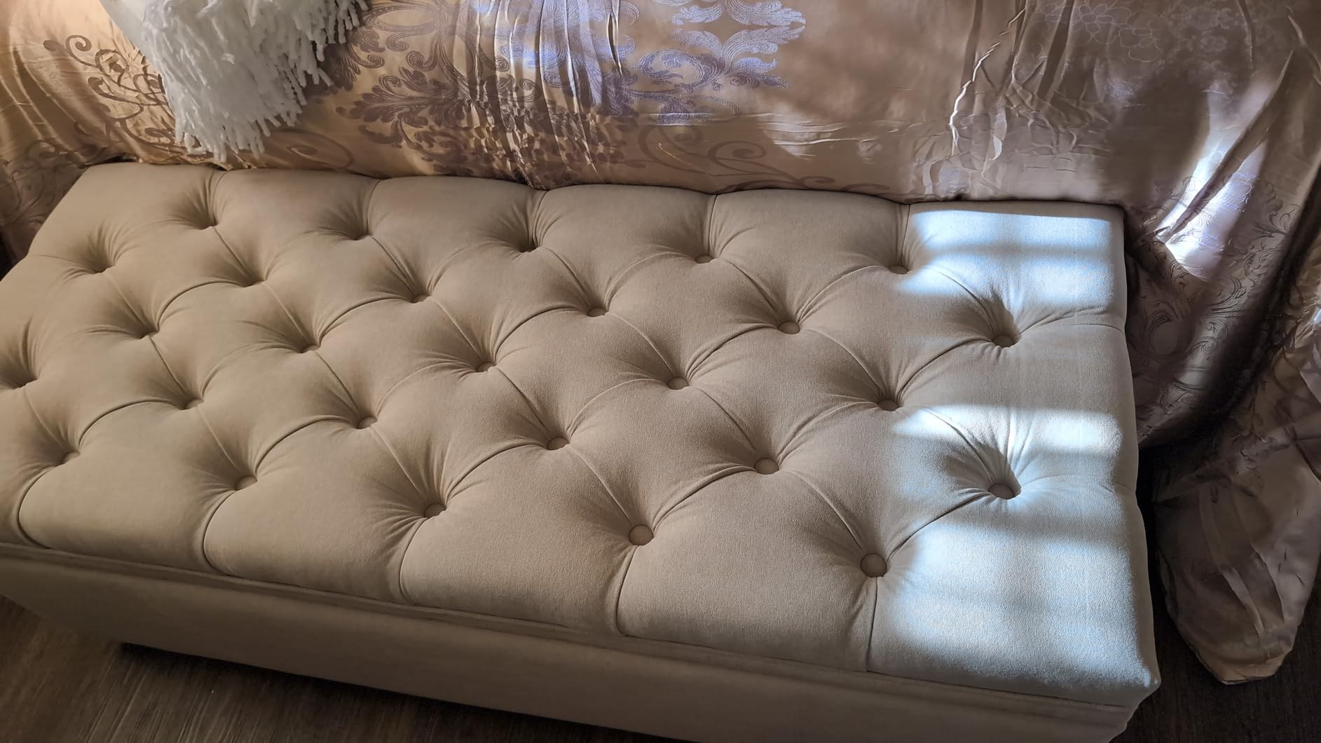 Mangodan 50 Inch Large Storage Ottoman, Tufted Ottoman with Storage | End of Bed Ottomans for Living Room, Bedroom, Modern Entryway Benchs customer photo 1