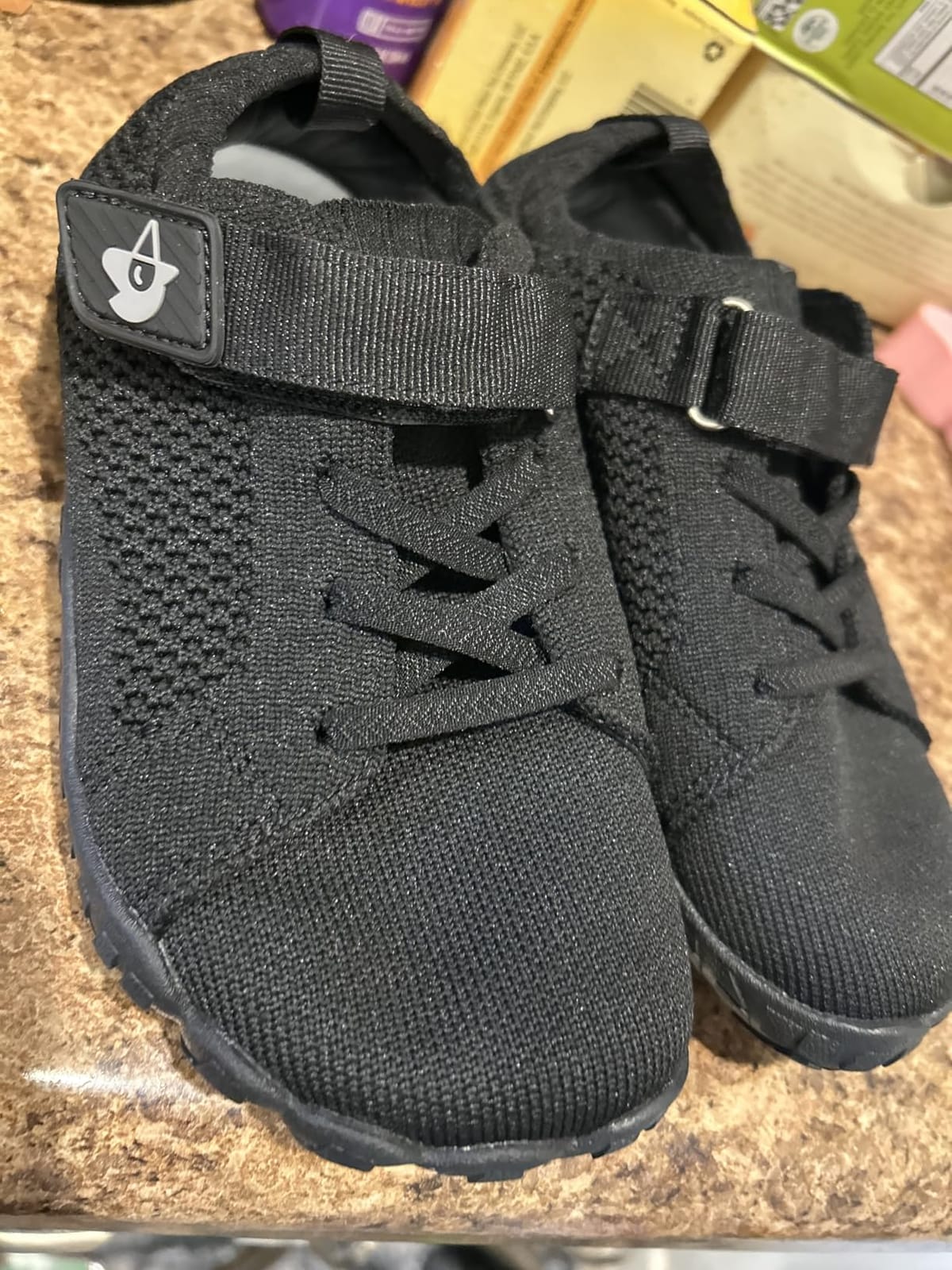 LeIsfIt Kids Barefoot Shoes Boys Girls Wide Toe Box Zero Drop Sneakers customer photo 1
