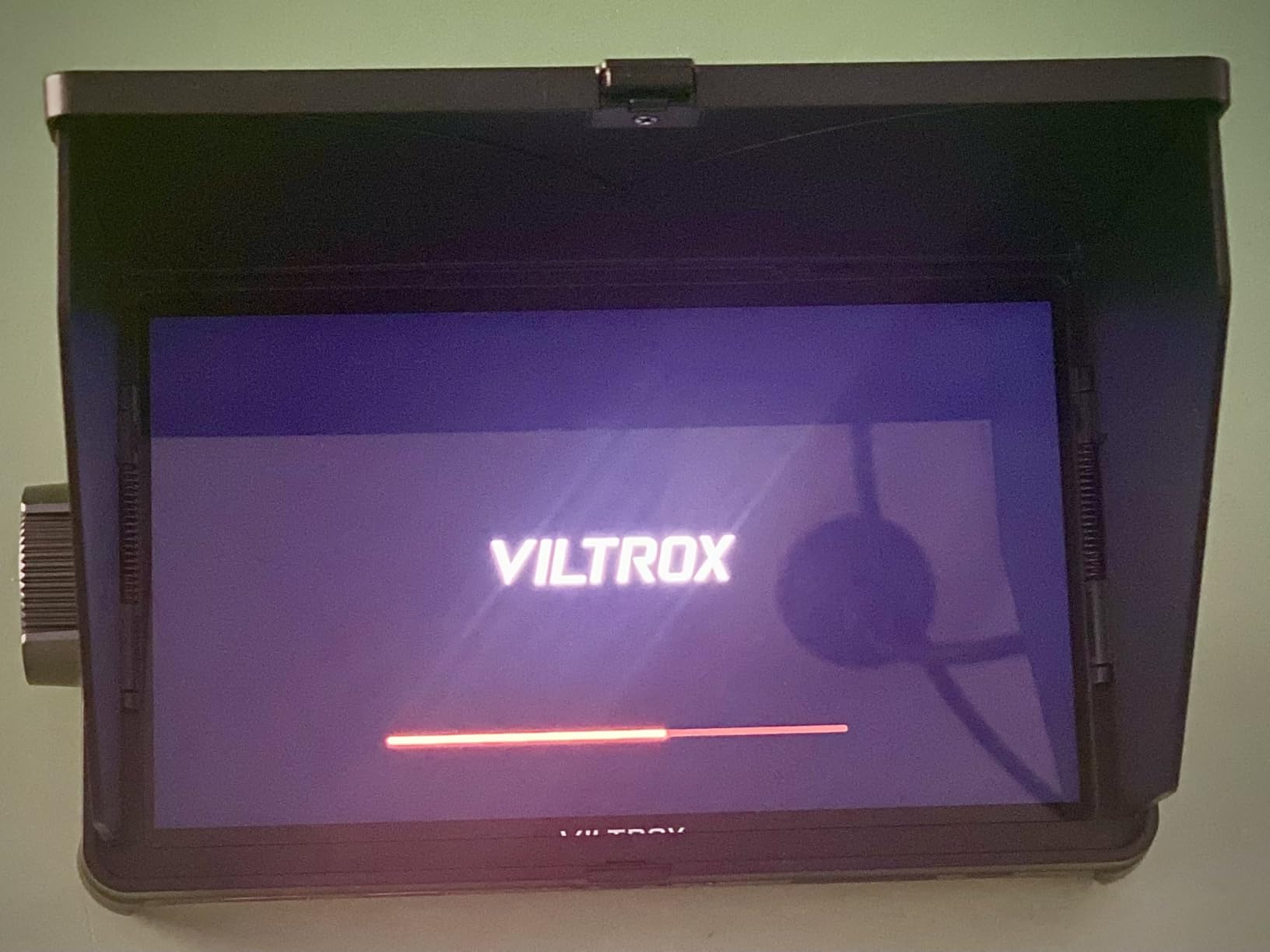 VILTROX DC-A1 2800 nits 7-inch Camera Monitor, High-Bright HDR Field Monitor, 4K 60Hz HDMI 2.0, 1920x1080 IPS Touchscreen, 3D LUT, Focus Peaking & More Pro Tools for Filmmaker, Videographer & Director customer photo 1