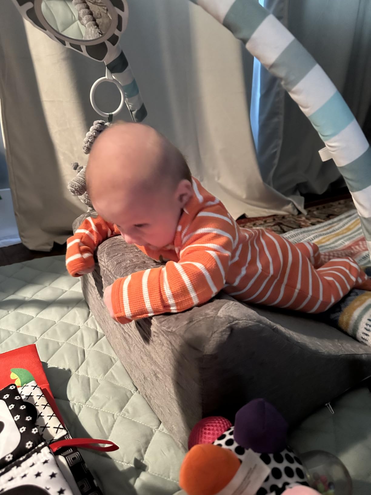 Baby Tummy Time Prop for Neck and Shoulder Strength Growth, Memory Foam Nursery Support for Infant Baby Washable Removable Cover customer photo 1