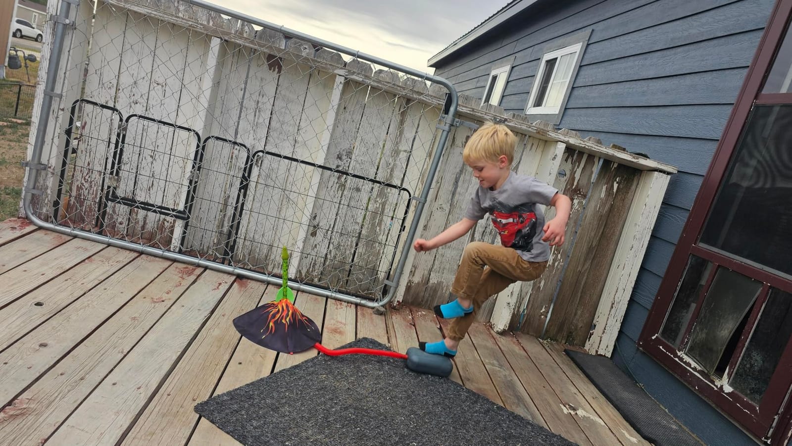 Dinosaur Toy Rocket Launcher for Kids - Birthday Toys for Kids 3-5 5-7 4-6 customer photo 2