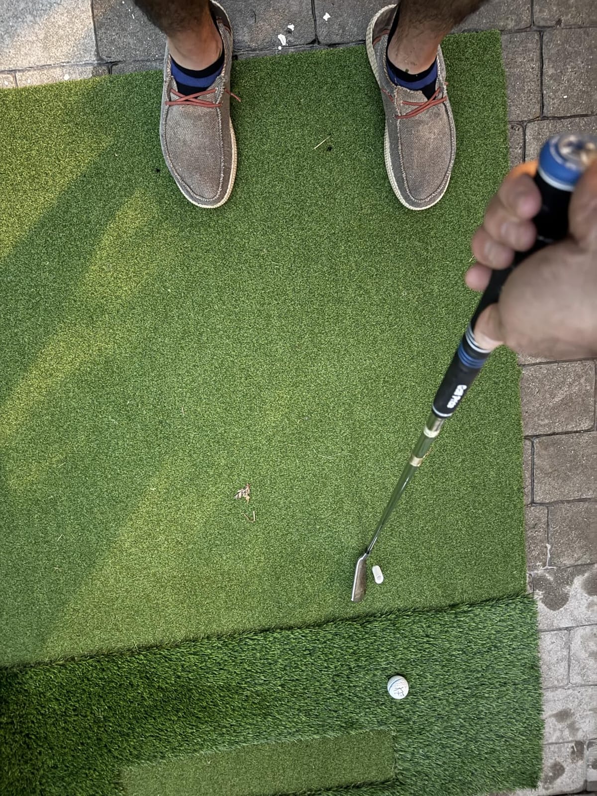 RELILAC Dual Turf Golf Mat with Ball Tray,5x4Ft 26-50mm Thickened Golf Hitting Mats for Indoor/Outdoor Practice,Turf Driving Range Mats for Golf Simulators and Chipping Swing Driving Training customer photo 1