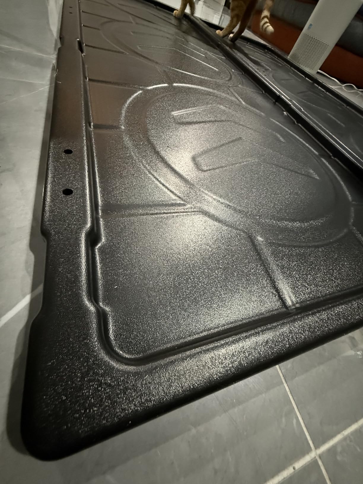 LECARDIO Heavy Duty Slide-Out Truck Bed Cargo Tray,Pull-Out Storage Organizer for Pickup Trucks,Fits 5'5
