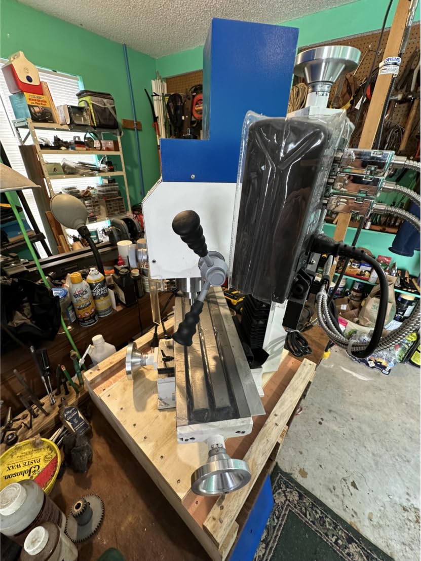 Mechmaxx 7'' x 27-1/2'' Benchtop Mini Mill Drill Machine, Variable Speed, Brushless Motor, R8 Spindle, 1.5 HP, 110V (VM25L) customer photo 2