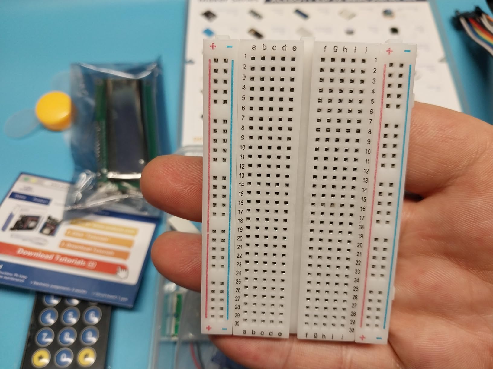 ESP32 Electronics Kit for Beginner, ACEBOTT STEM Learning Kit Compatible with Arduino IDE & Scratch & Python, IoT Programming Project Kit with Sensors, Breadboard, RGB LEDs & 40+ Tutorials, 96PCS customer photo 1