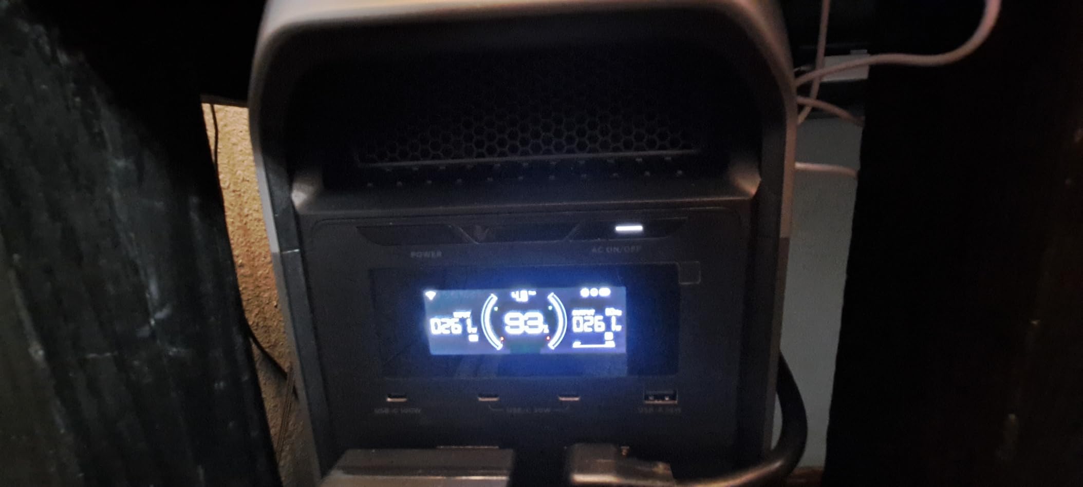 EF ECOFLOW DELTA 3 Max Portable Power Station, 2048Wh LFP Battery, 2400W customer photo 2