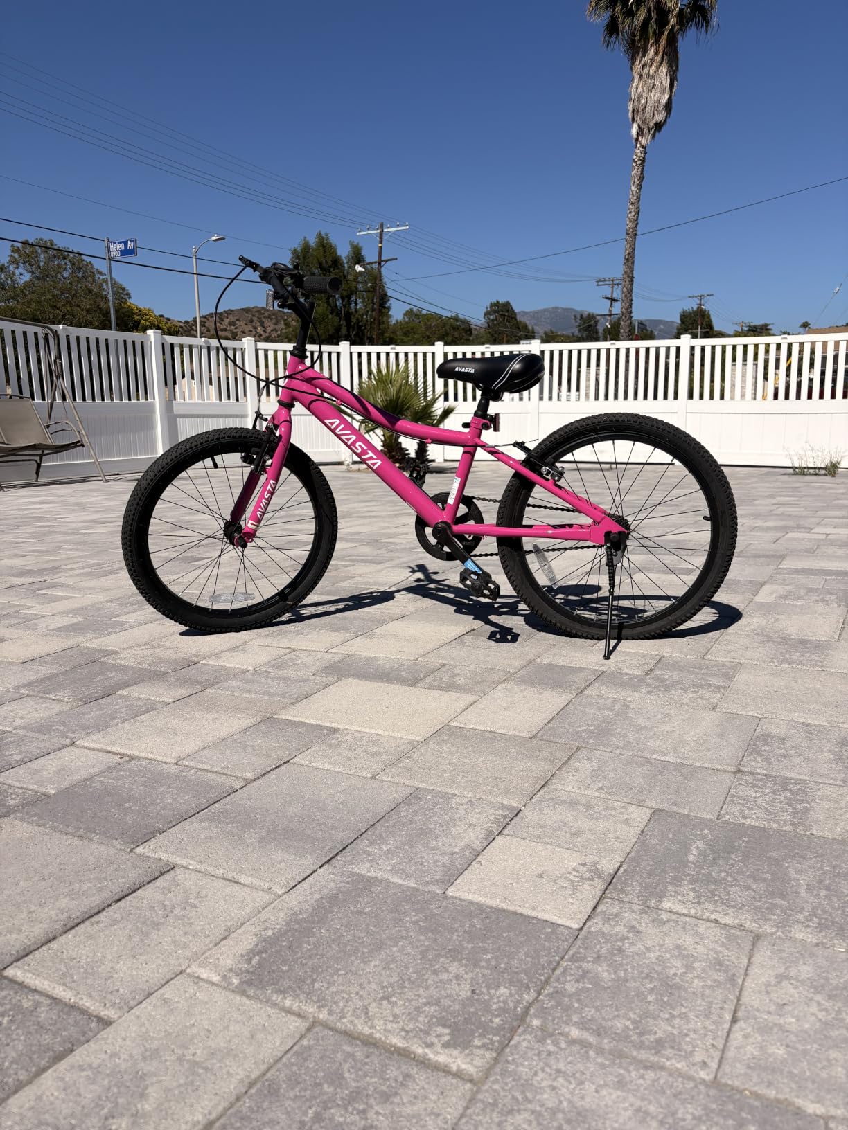 Bilbo 18 20 24 Inch Kids Bike for Boys Girls Youth 5-14 Years Old | Retro Style High Carbon Steel Durable Frame, Adjustable Handlebars and Seat, Dual V-Brakes, Single Speed, Kickstand customer photo 1