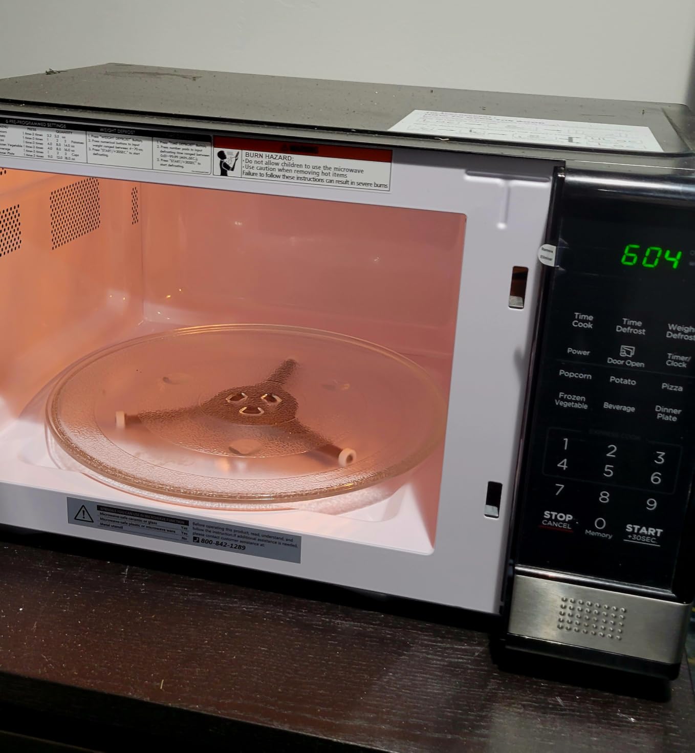 BLACK+DECKER Over-the-Range Microwave Oven with Air Fryer, 1.5 Cu.Ft, 900W customer photo 2