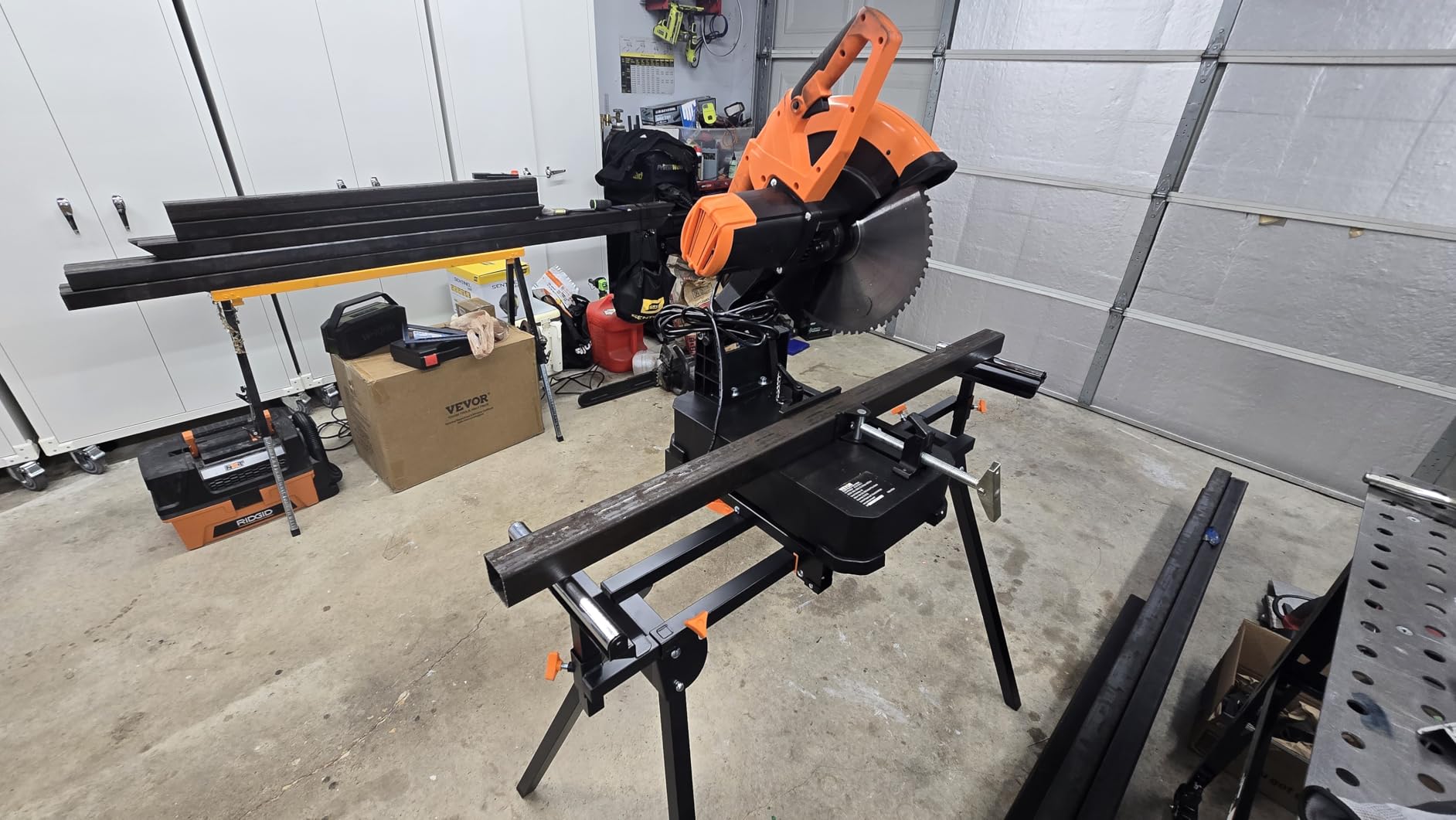 VEVOR Chop Saw, 7-1/4 in Stainless Steel Cold Cut Blade, 1200 W Motor, 4000 r/min Speed, 0-45° Adjustable Cutting Angle, Metal Cutting Chop Saw for Metal Square and Flat Tubes, I-Shaped Steels customer photo 2
