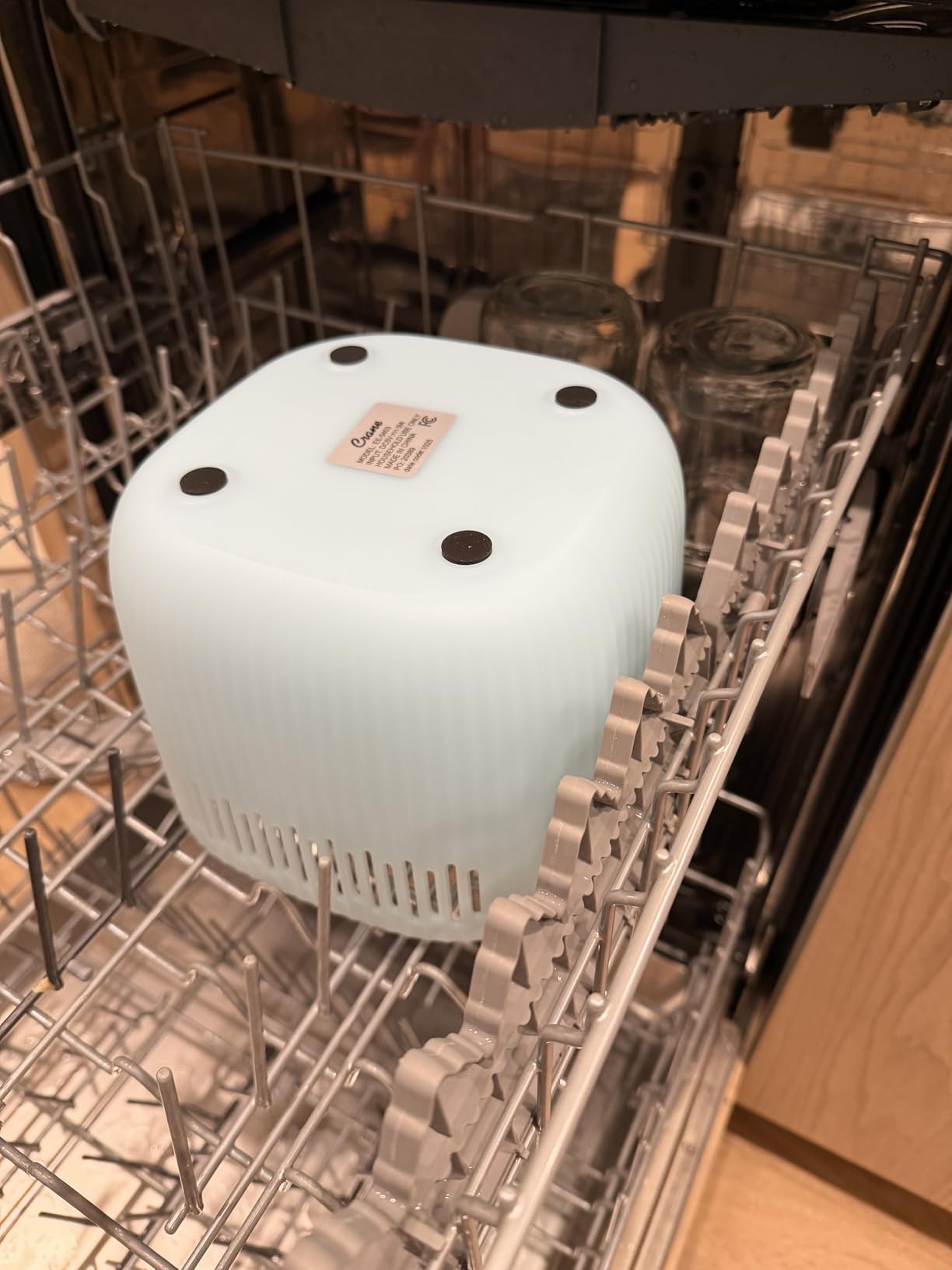 Crane Evaporative Humidifier, Wick Filter, Dishwasher Safe Tank, UV Light, No White Dust, Whisper Quiet, Bedroom Nursery Office, 1.9L Tank, Up To 250 SQ FT customer photo 1