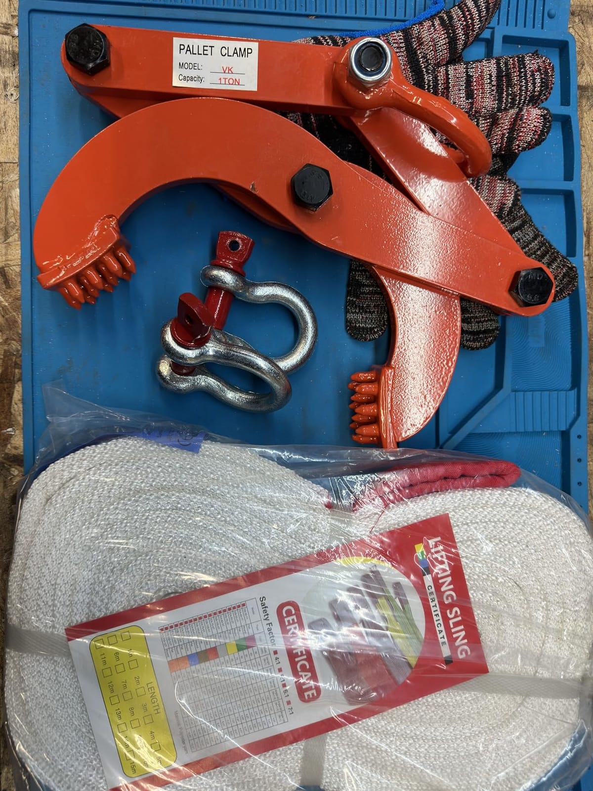 Pallet Puller Clamp Kit 1t/2205lbs - Industrial Heavy Duty Pallet Tool Set for Forklift & Truck with Steel Scissor Grip, Hook Attachments, Polyester Gloves, and 19' Tow Strap customer photo 2