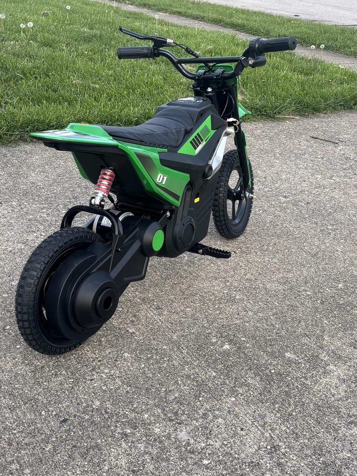 24V Electric Dirt Bike for Kids Ages 8+, 250W Chain Drive, Hot Pink customer photo 1