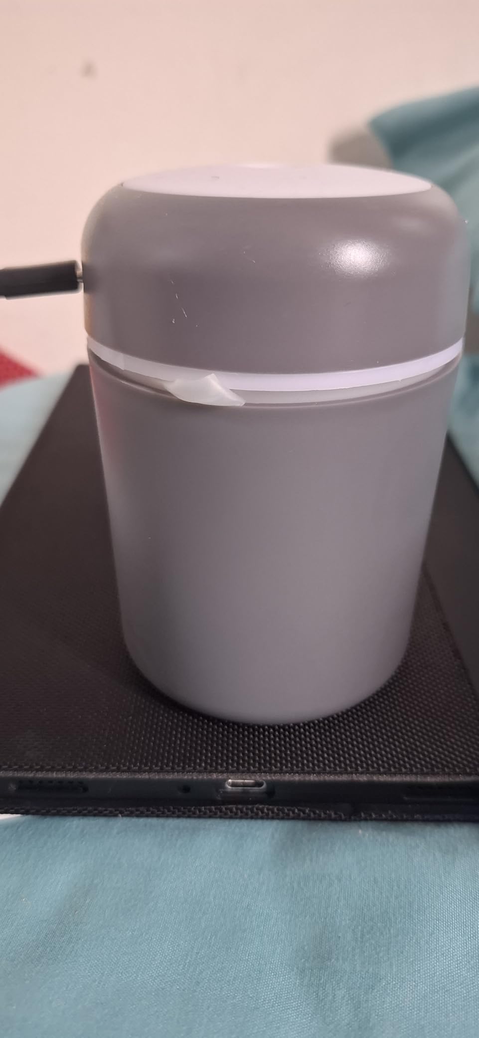 Portable Colorful Cool Mini Humidifier, USB Personal Desktop Humidifier,. Perfect for Bedroom, Office & Car(300ml, White) customer photo 1