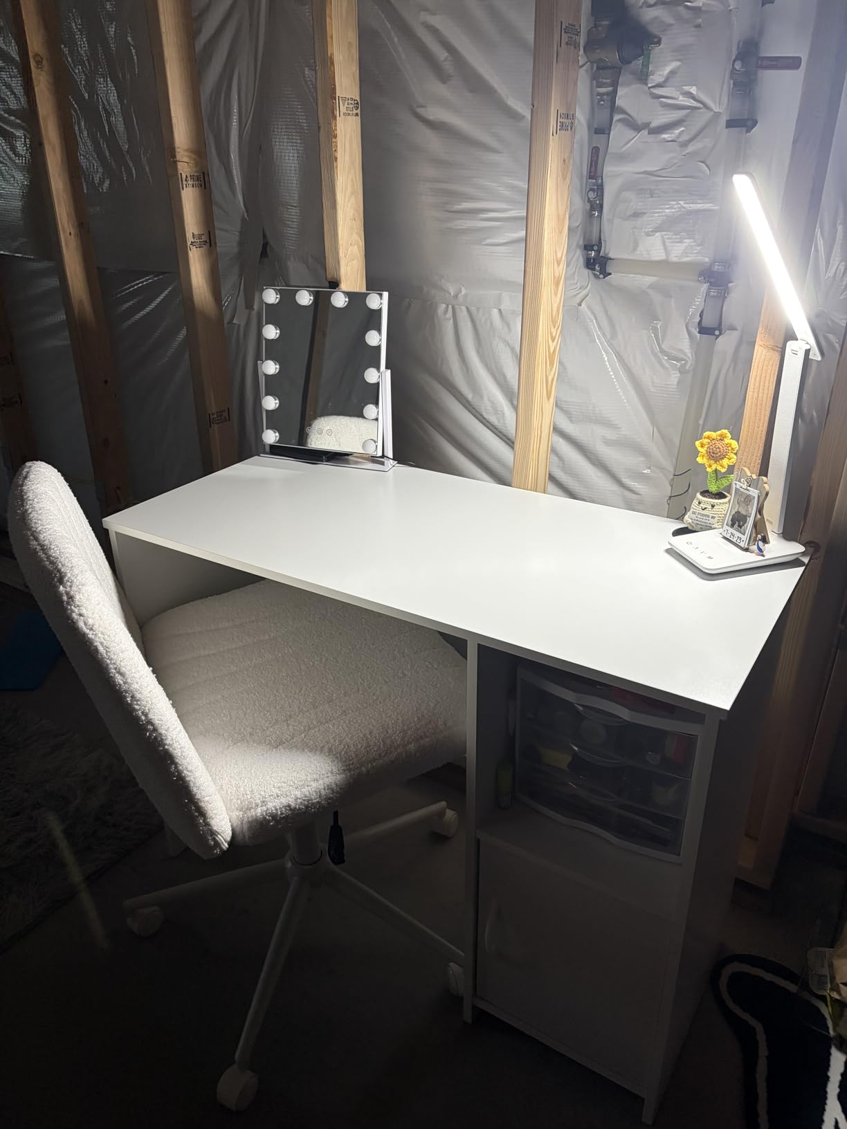 LED Portable Bright Rechargeable Desk Lamp, 4000mah Dimmable Touch Battery Operated Eye-friendly Desk Light With Charger, Adjustable Modern Cordless Table Lamps For Office Home Nail Craft Puzzle White customer photo 2