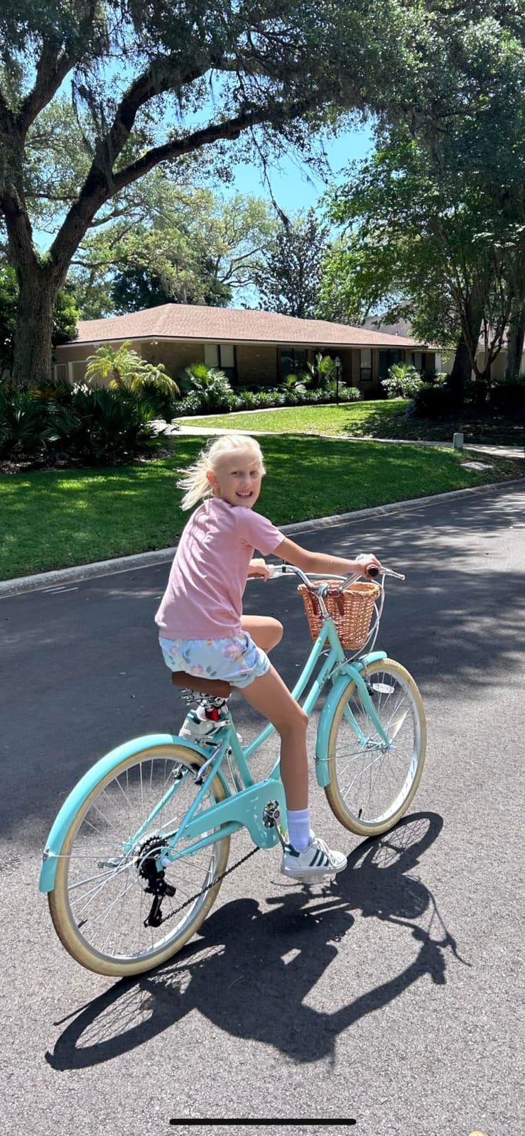 Glerc 20 24 26 Inch 6-Speed Girls Bike for Over 6 Years Old Kids customer photo 1
