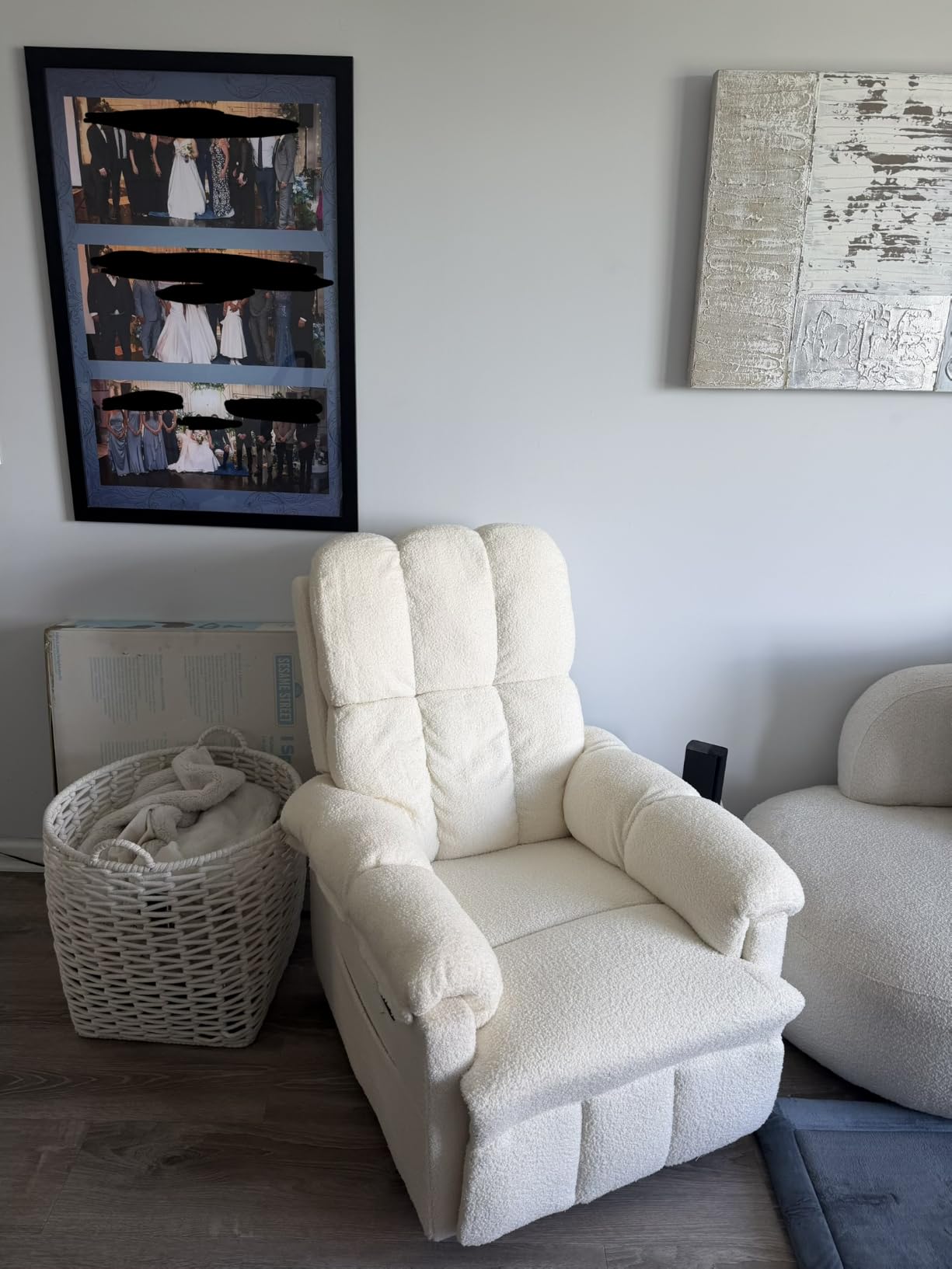 Korser Recliner Chair, Swivel Rocker Recliner Chair for Adults, Small Recliners for Small Spaces, Manual Recliner with Side Pockets, Upholstered Nursery Rocking Chair for Living Room, Sherpa, Pink customer photo 1