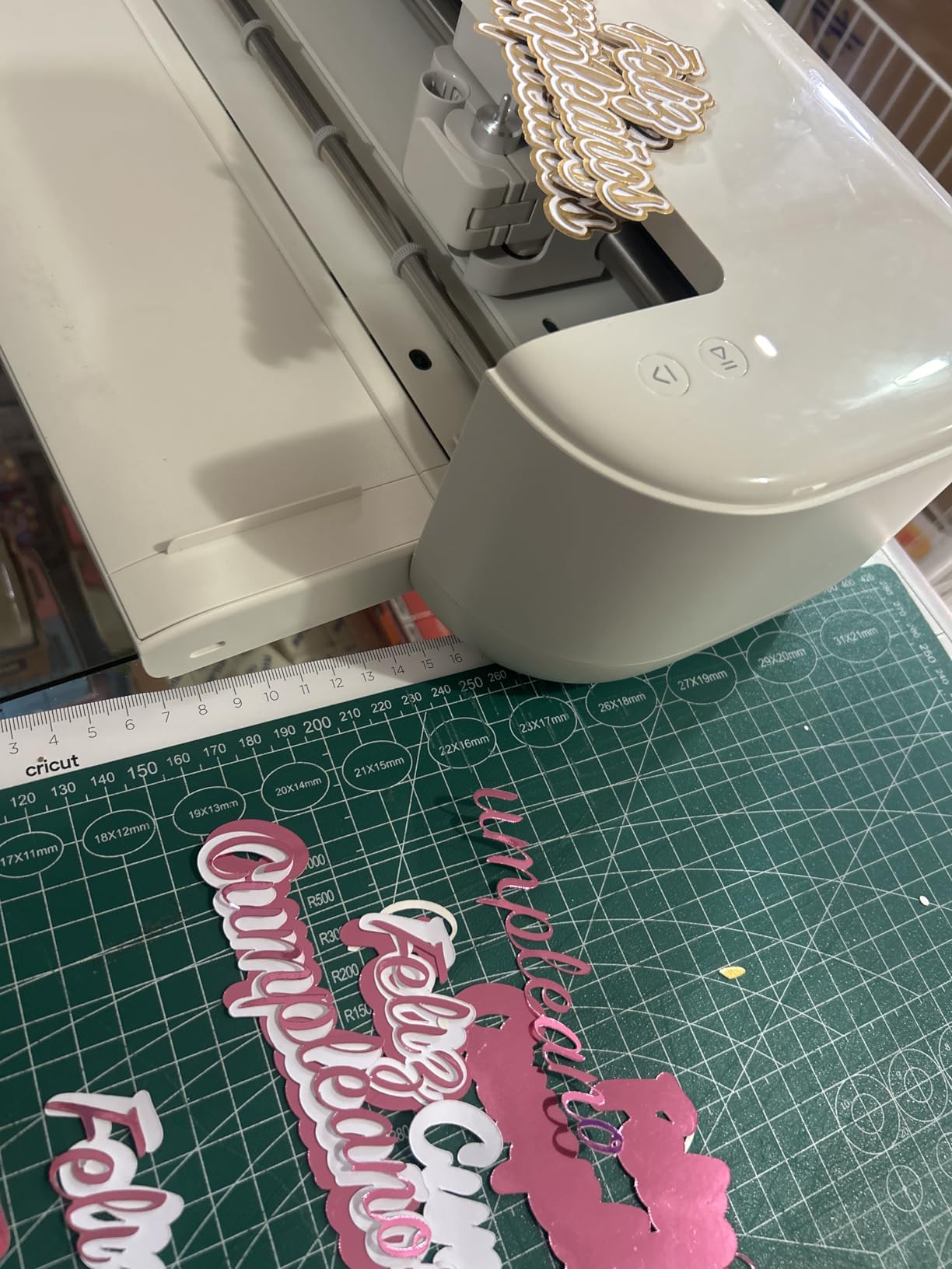 Cricut Explore 5 Essential Bundle + Digital Content, Taupe | Includes Supplies for 65 Projects + Bonus Digital Content - Works with 100+ Materials - Sleek, Simplified Design customer photo 1