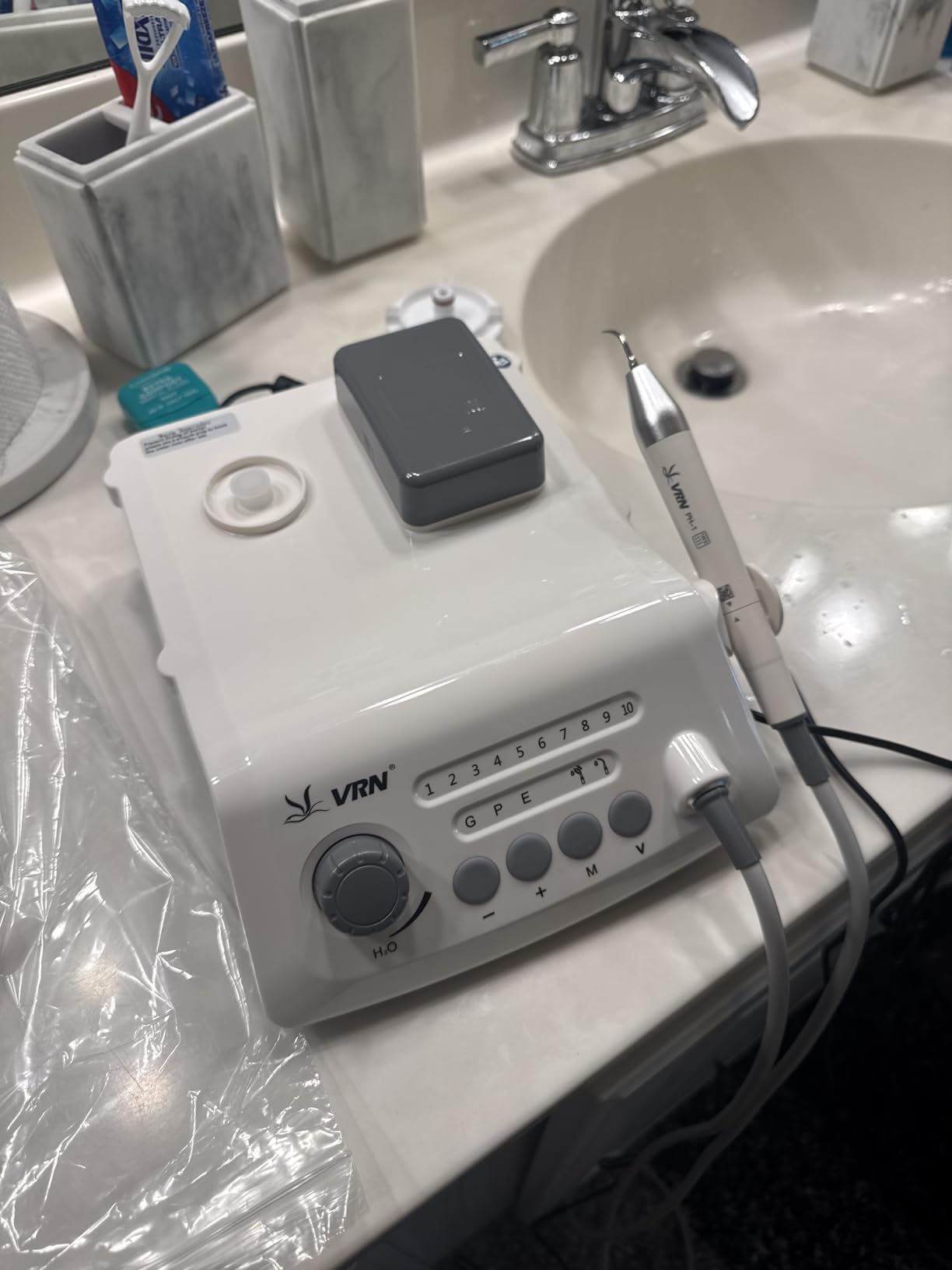Dental Ultrasonic Scaler, Dual Foot Pedal Control for Lab and Dental Veterinary Clinic (A8) customer photo 1