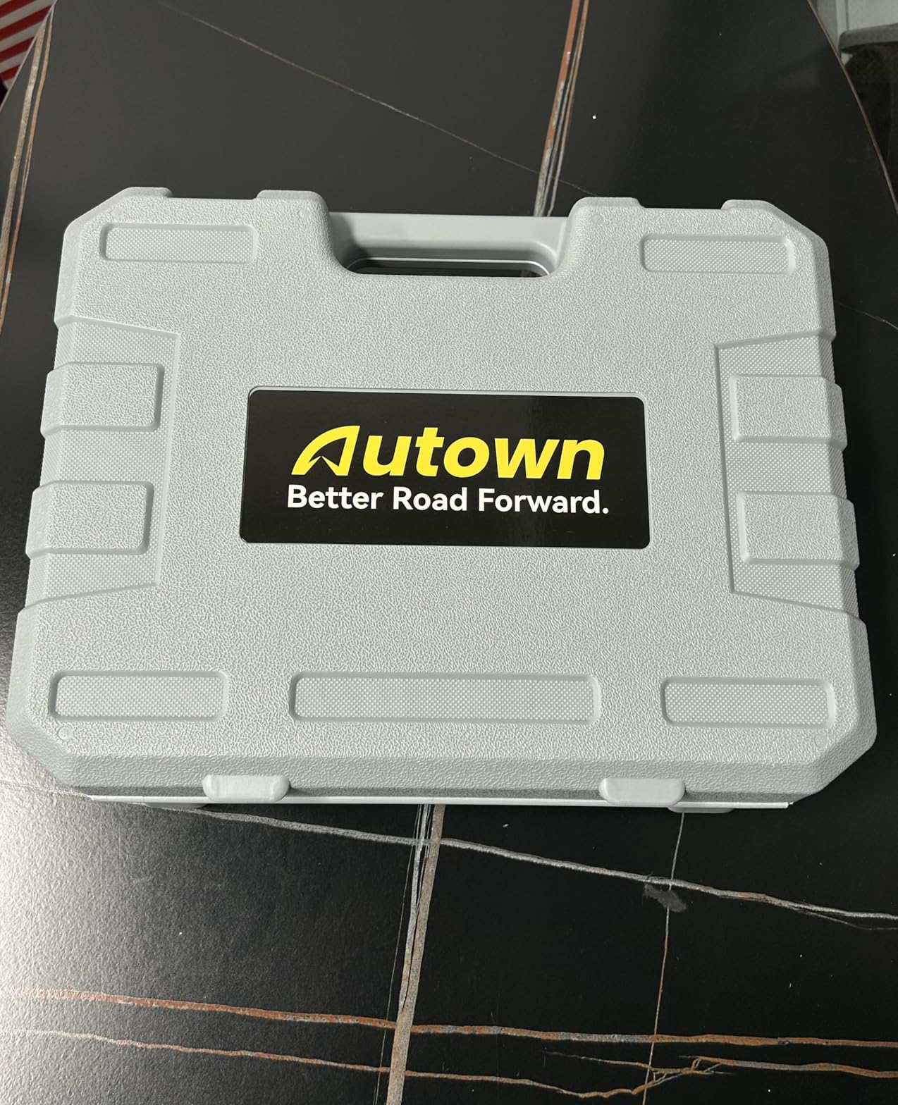 AUTOWN 45-Piece Pro Fuel Pressure Tester Kit, 0-140 PSI Fluorescent Glow Gauge, Complete Adapters for Gasoline Cars, Trucks & SUVs customer photo 2